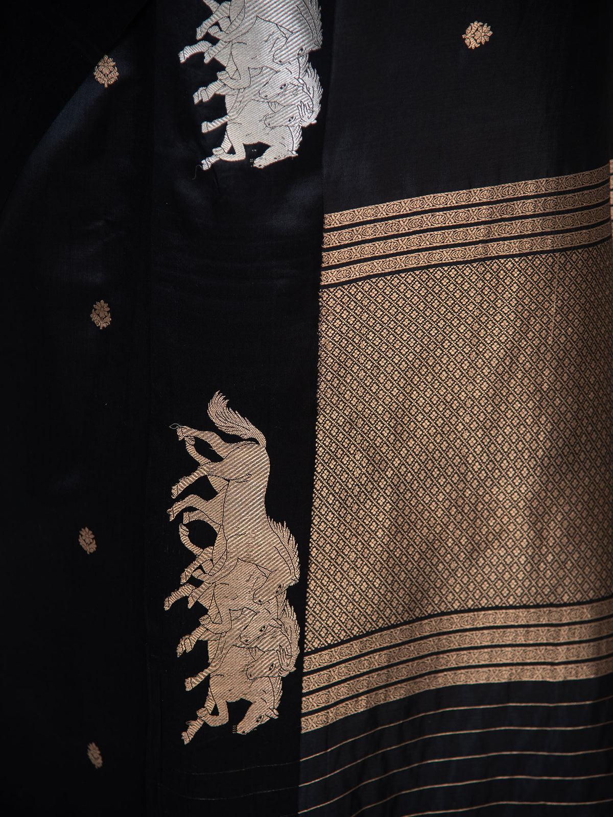 Black Booti Pure Silk Handloom Banarasi Saree