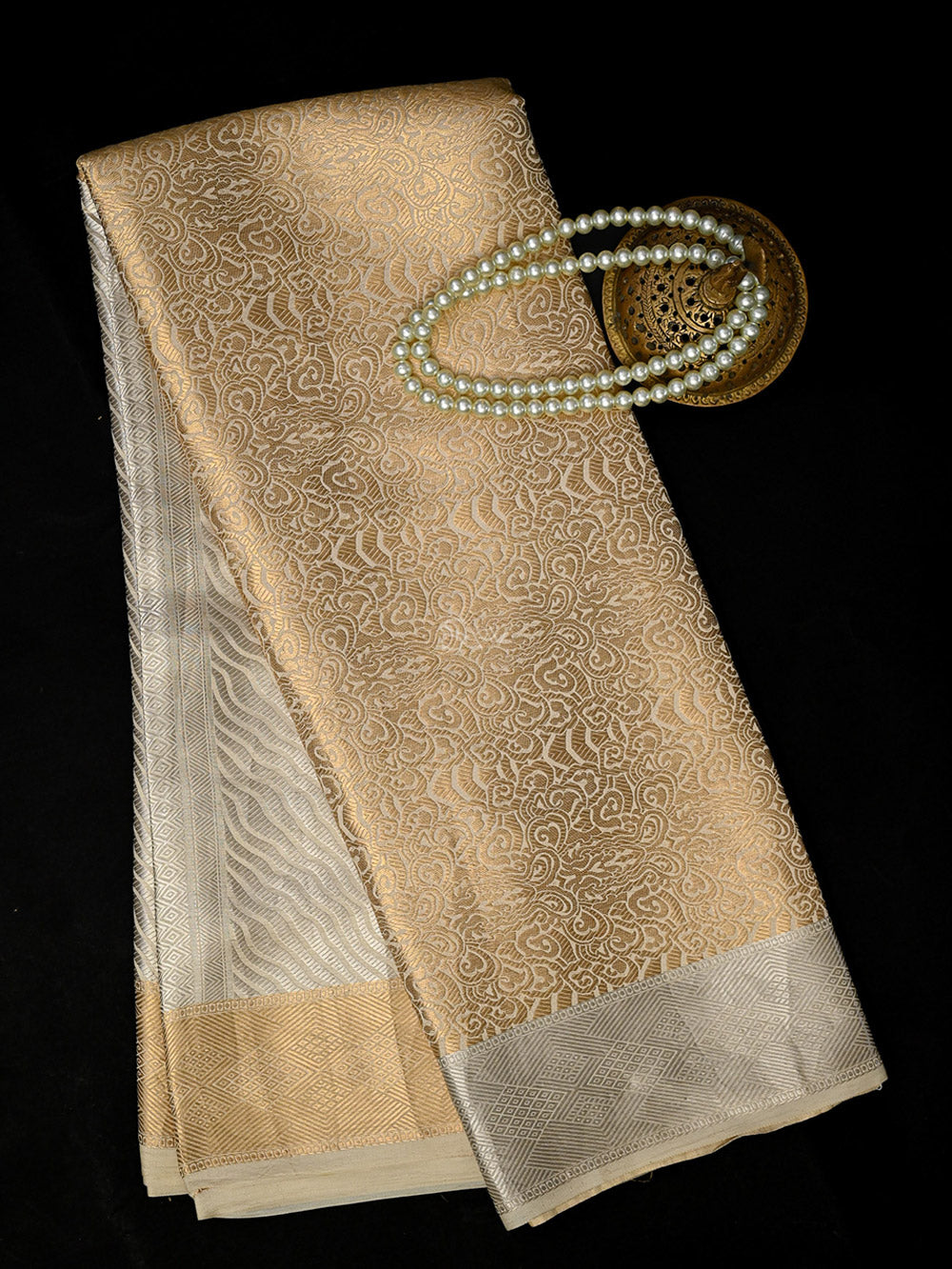 Beige Gold Tissue Brocade Handloom Banarasi Saree
