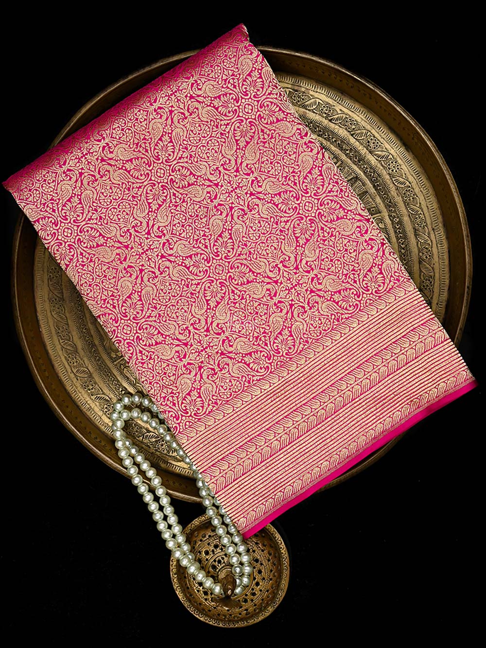 Magenta Silk Shikargah Brocade Handloom Banarasi Saree - Sacred Weaves