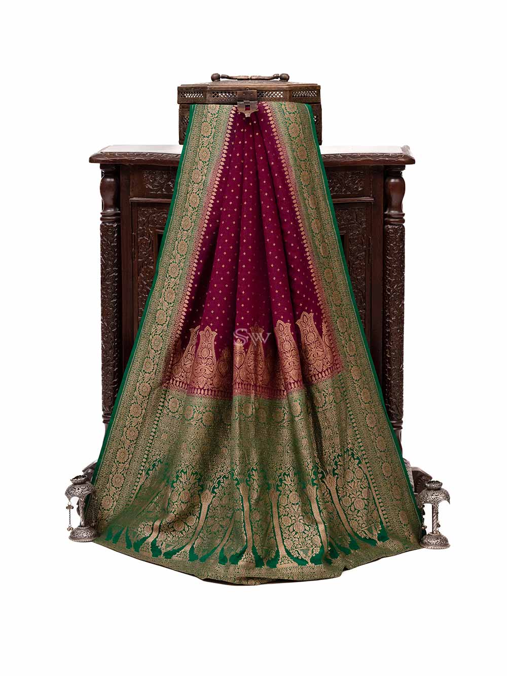 Wine Crepe Silk Booti Handloom Banarasi Saree - Sacred Weaves