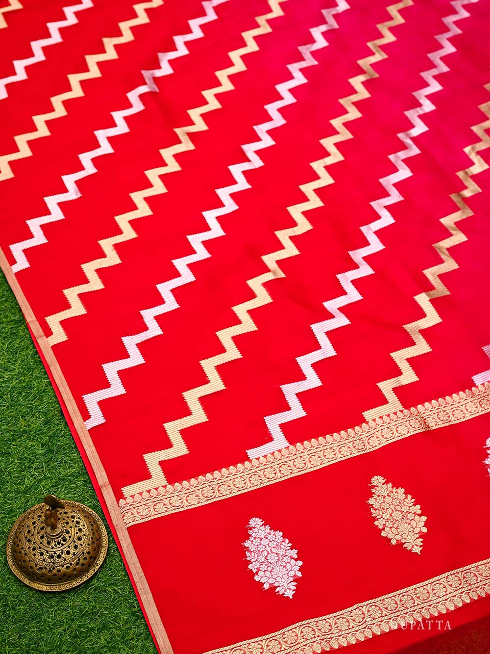 Red Booti Organza Silk Handloom Banarasi Suit - Sacred Weaves