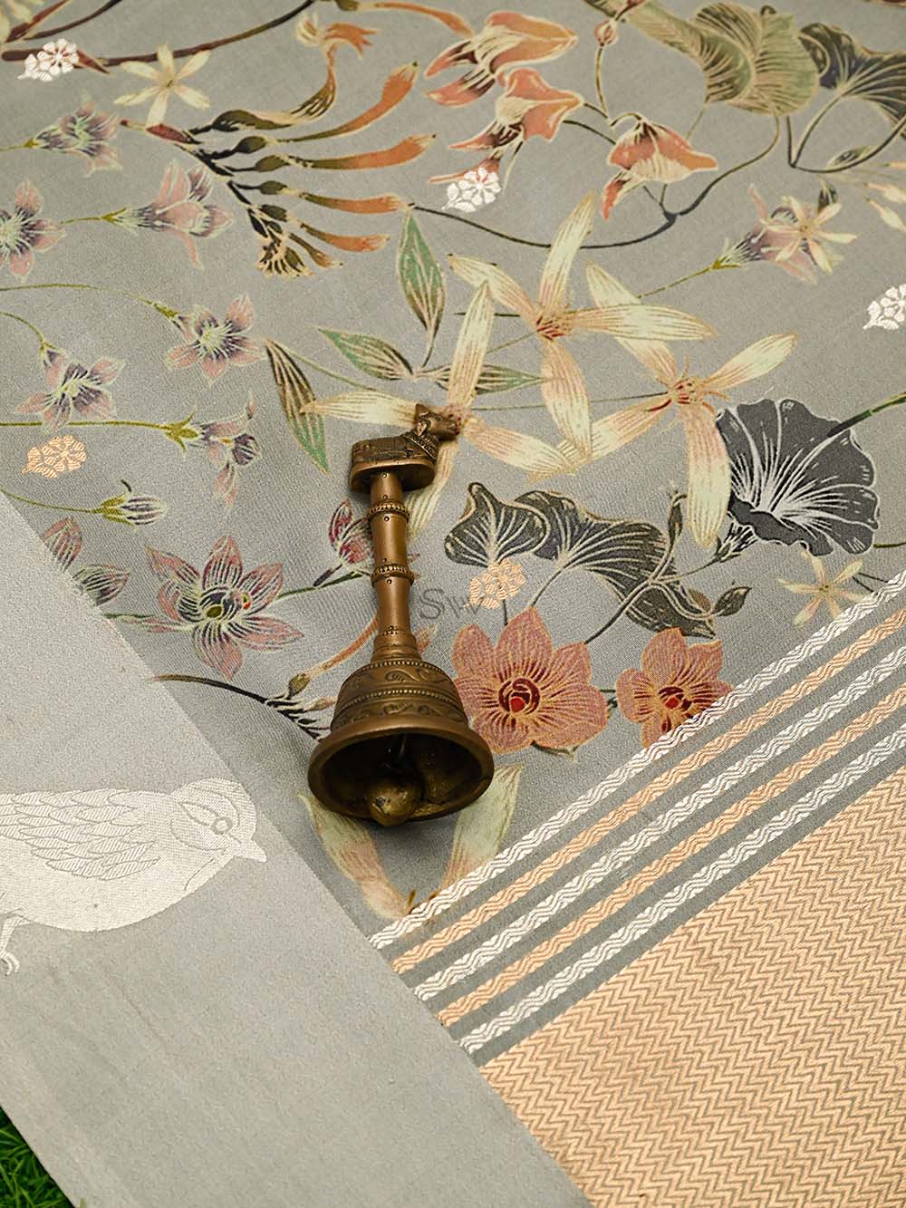 Grey Printed Pure Silk Handloom Banarasi Saree