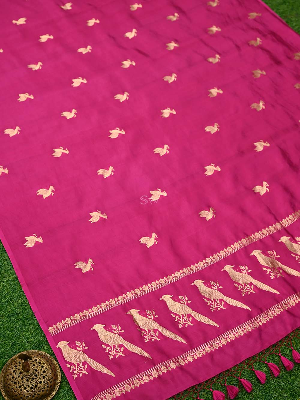 Dark Pink Shikargah Katan Silk Handloom Banarasi Dupatta - Sacred Weaves