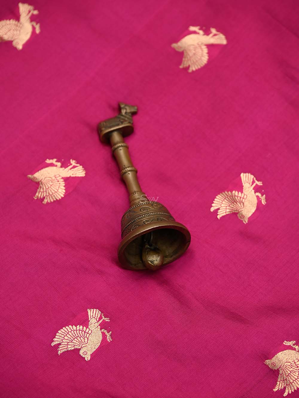 Dark Pink Shikargah Katan Silk Handloom Banarasi Dupatta - Sacred Weaves