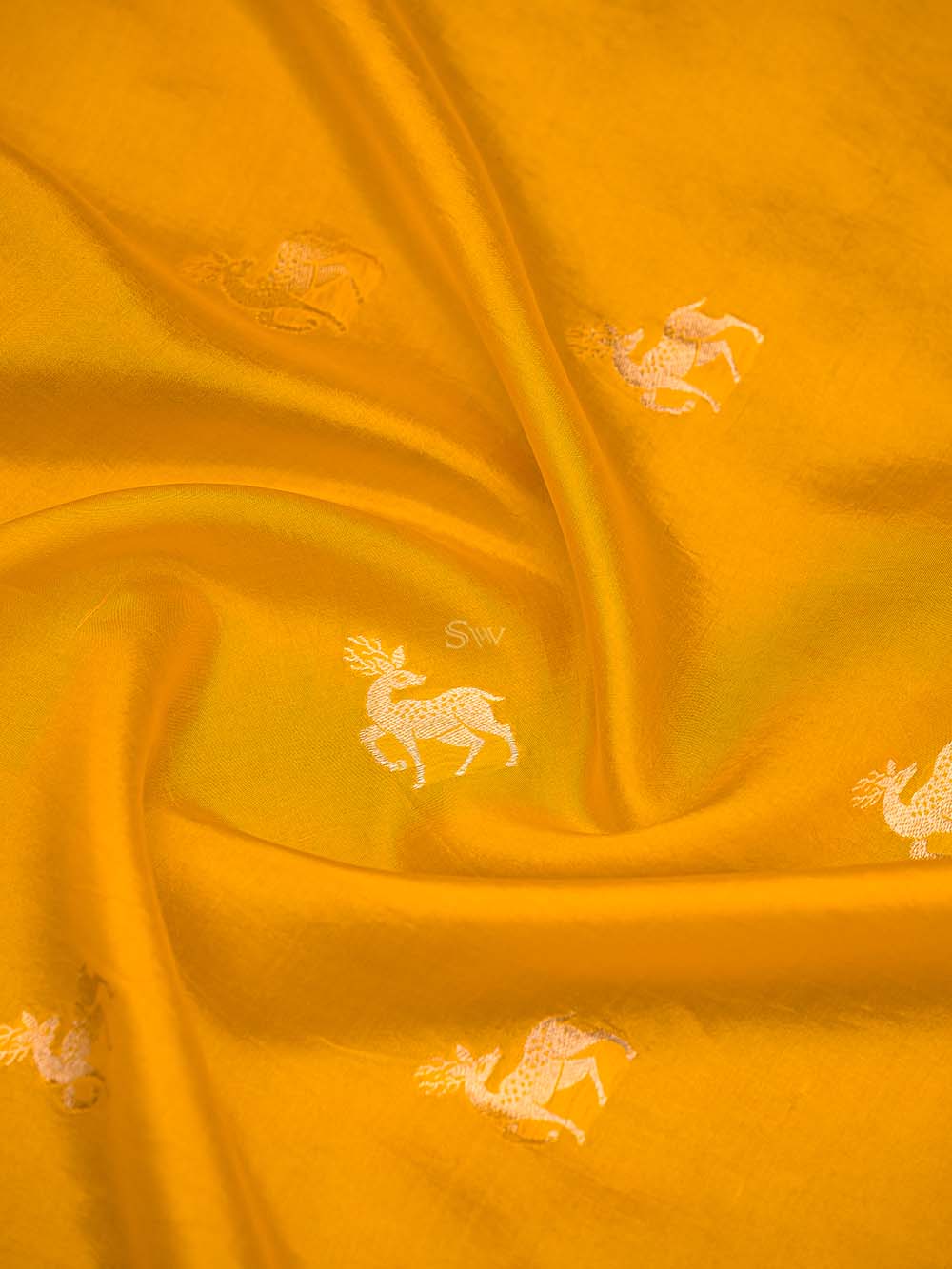 Yellow Shikargah Katan Silk Handloom Banarasi Dupatta - Sacred Weaves