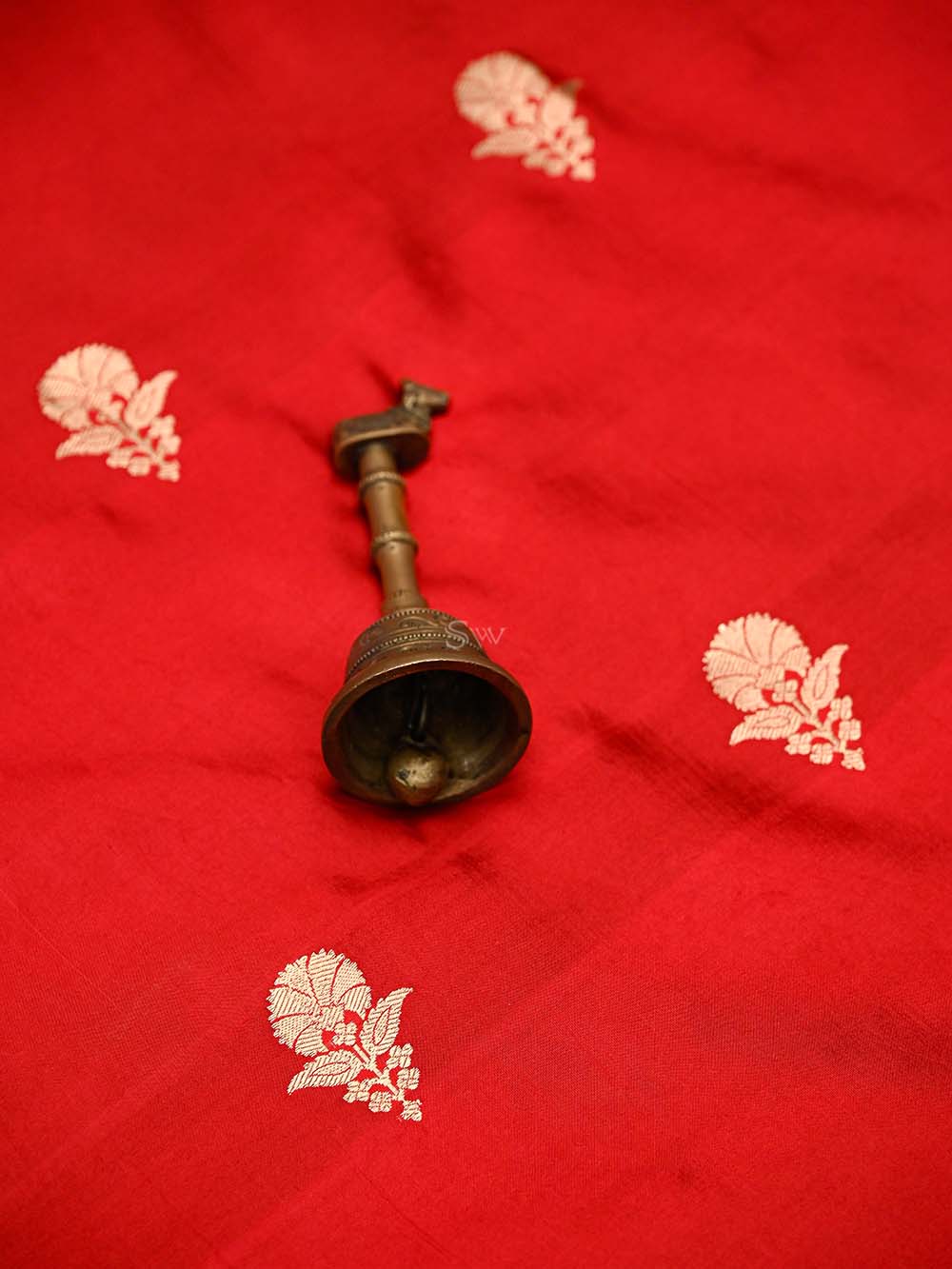 Red Booti Katan Silk Handloom Banarasi Suit