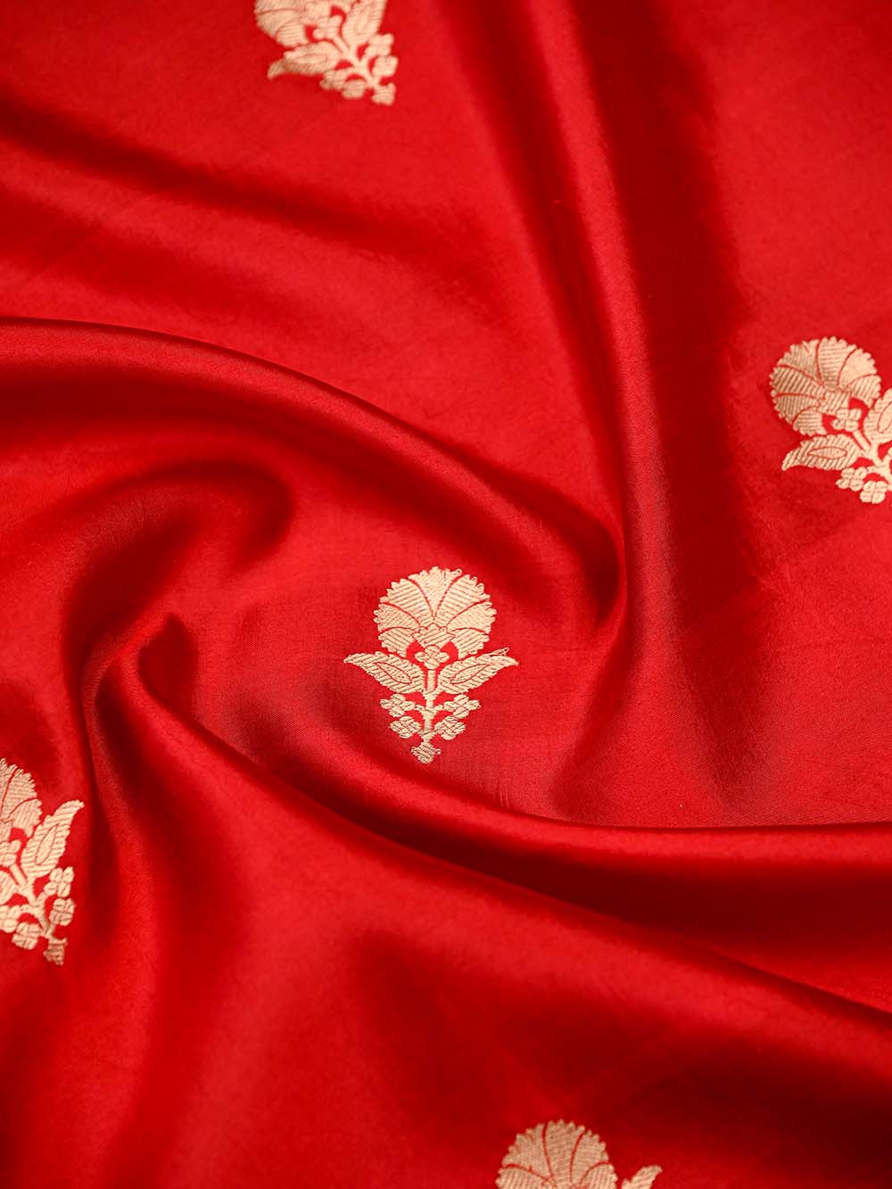 Red Booti Katan Silk Handloom Banarasi Suit