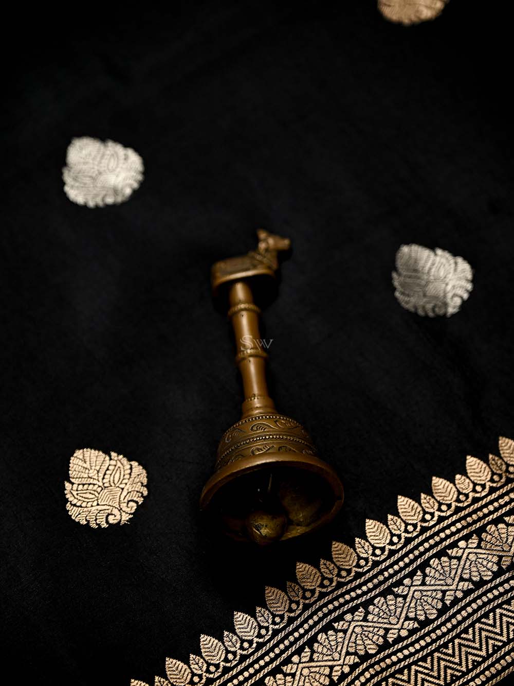 Black Booti Katan Silk Handloom Banarasi Suit - Sacred Weaves