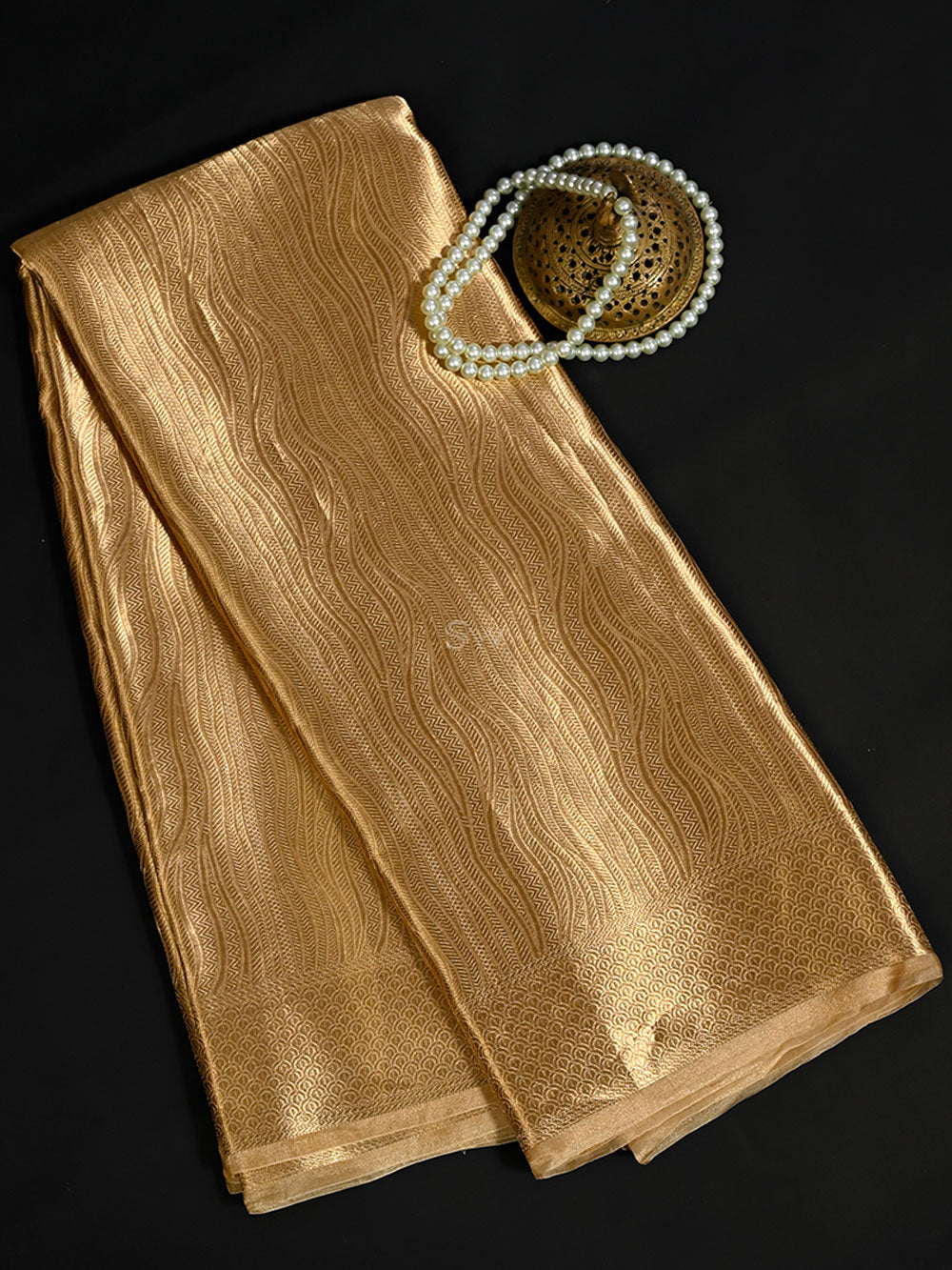 Golden Tissue Brocade Handloom Banarasi Saree - Sacred Weaves