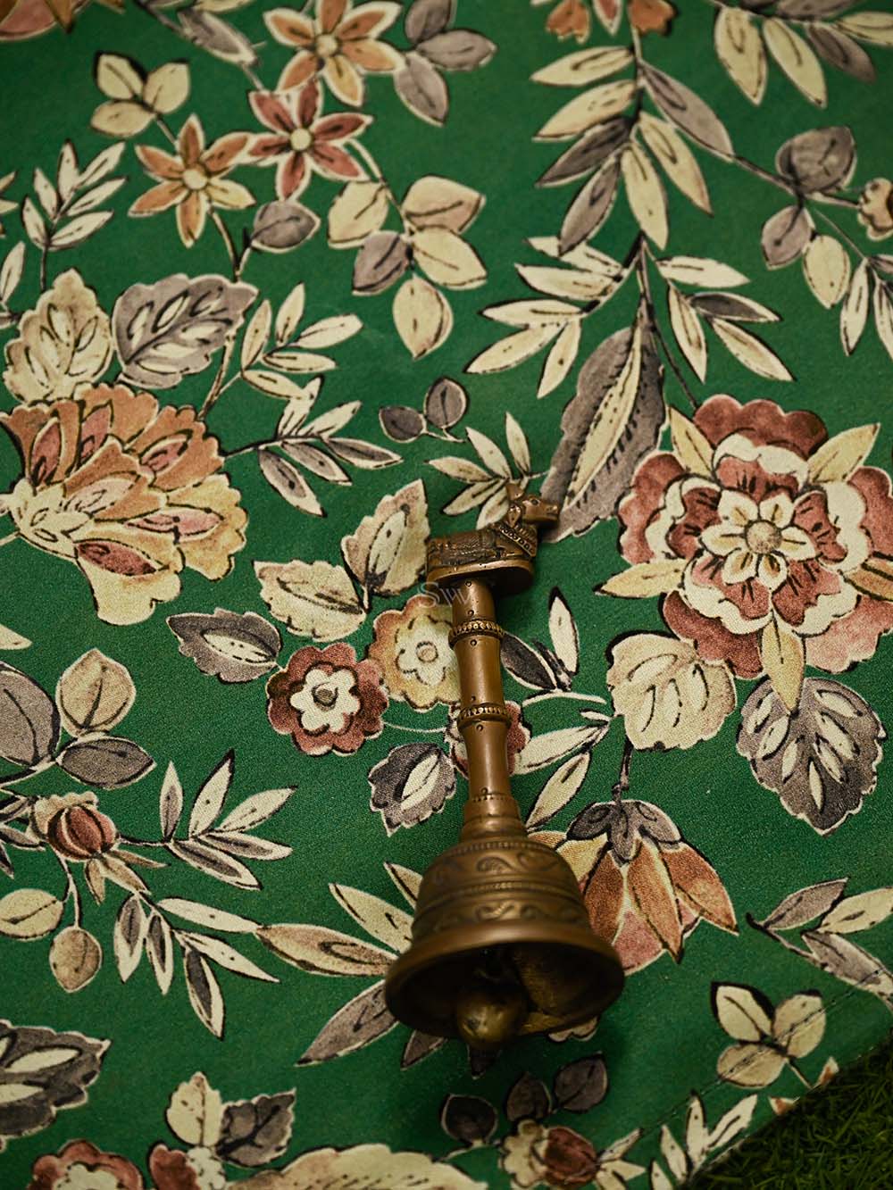 Green Printed Satin Silk Handloom Banarasi Suit - Sacred Weaves