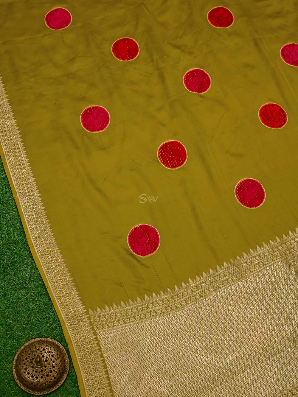 Dark Lime Yellow Velvet Boota Satin Silk Handloom Banarasi Saree - Sacred Weaves