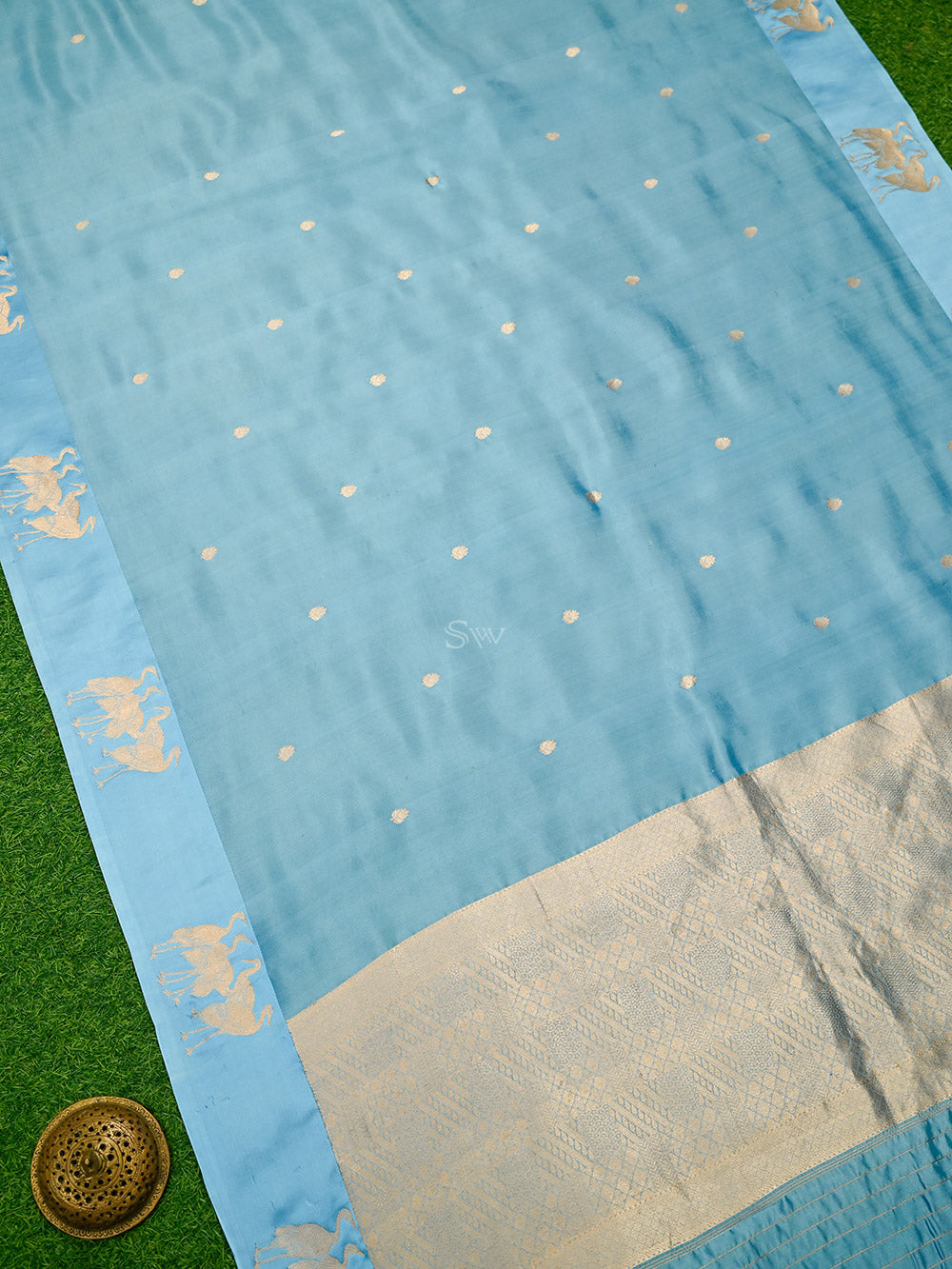 Blue Green Booti Pure Silk Handloom Banarasi Saree - Sacred Weaves