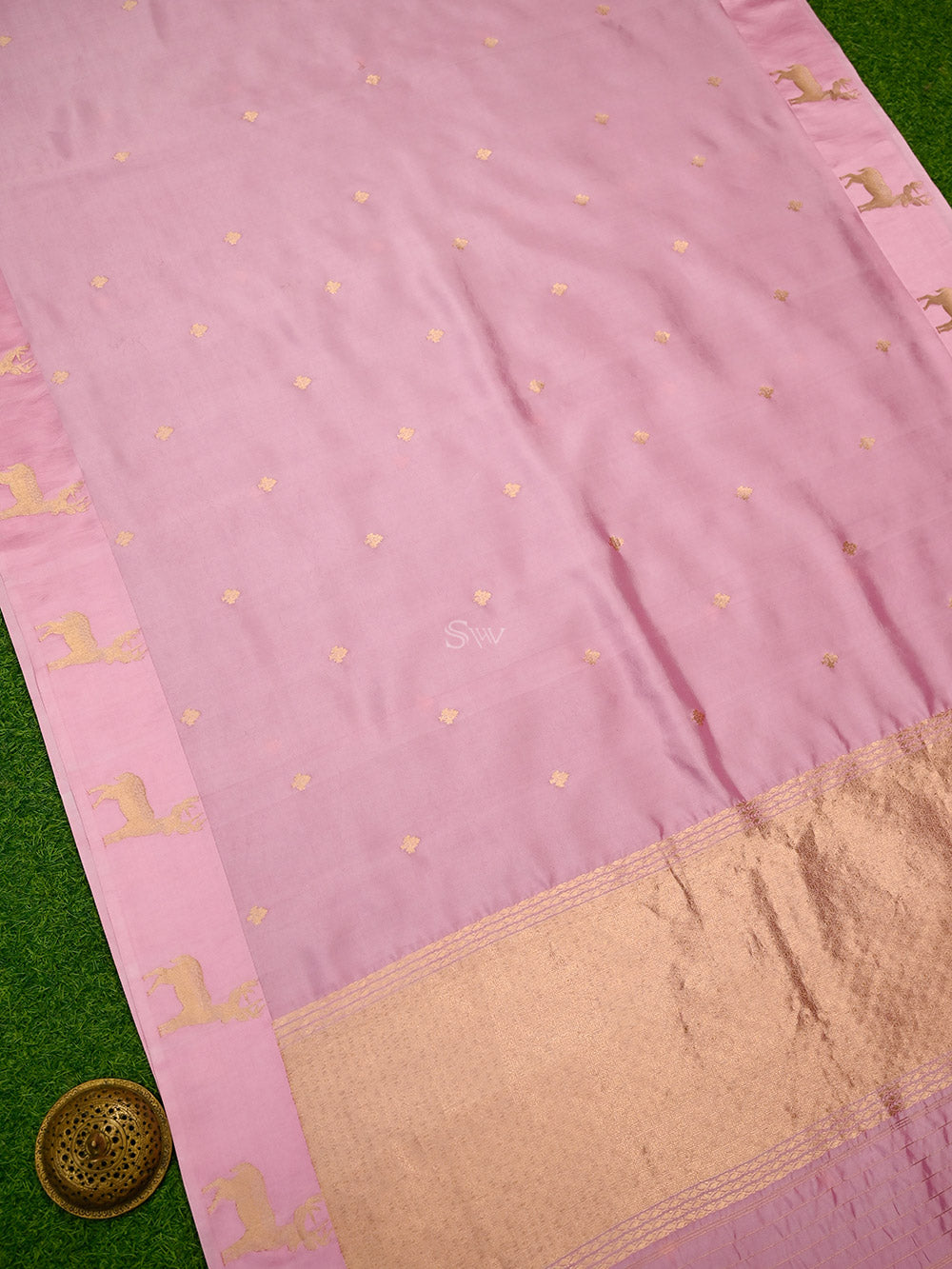 Pink Booti Pure Silk Handloom Banarasi Saree - Sacred Weaves
