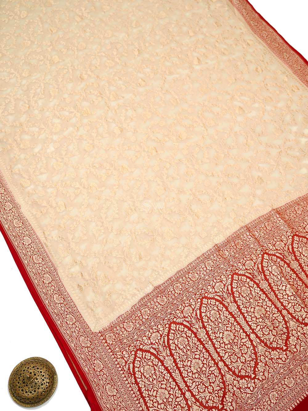 Cream Jaal Khaddi Georgette Handloom Banarasi Saree - Sacred Weaves