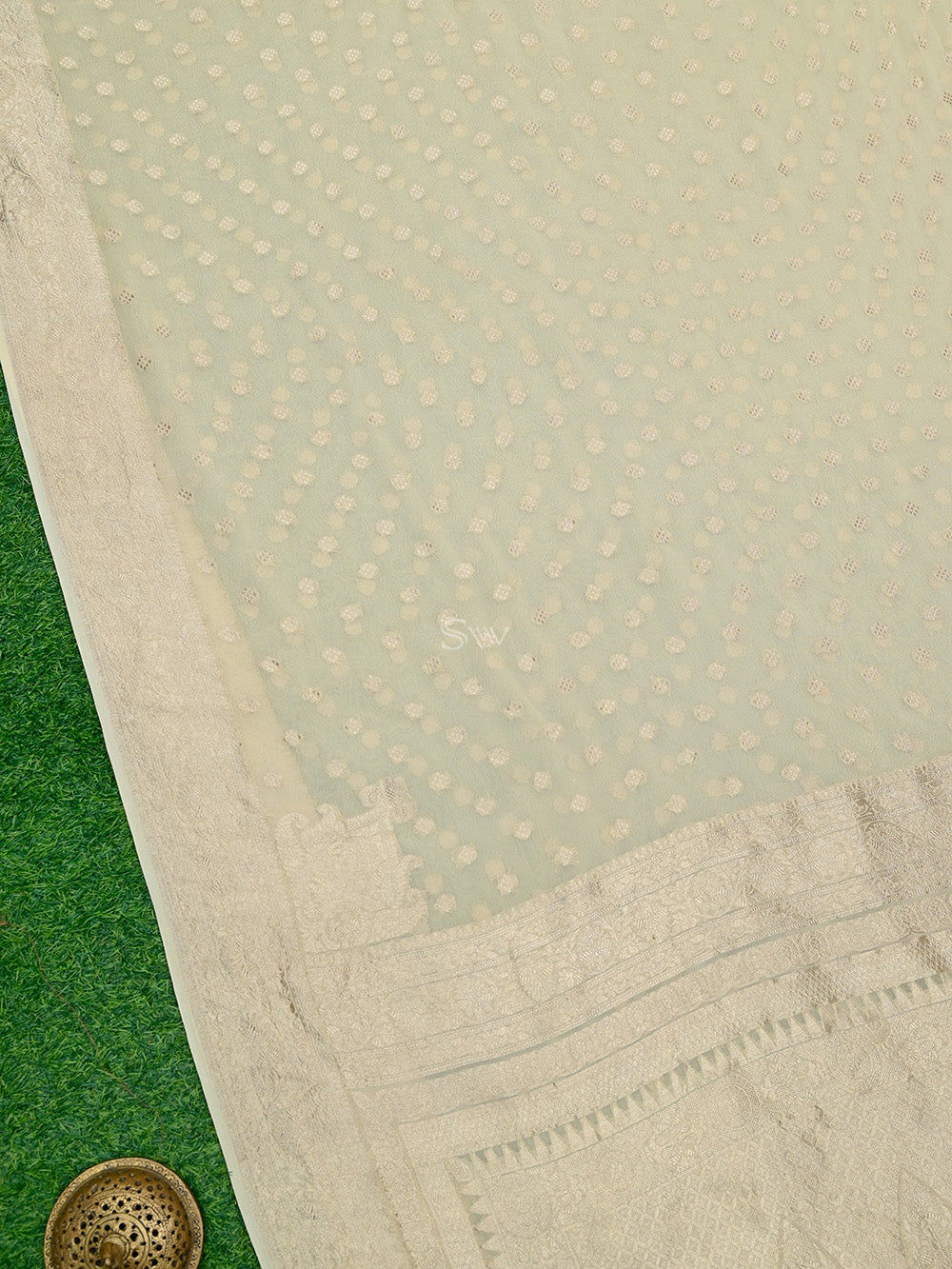 Cream Konia Khaddi Georgette Handloom Banarasi Saree - Sacred Weaves