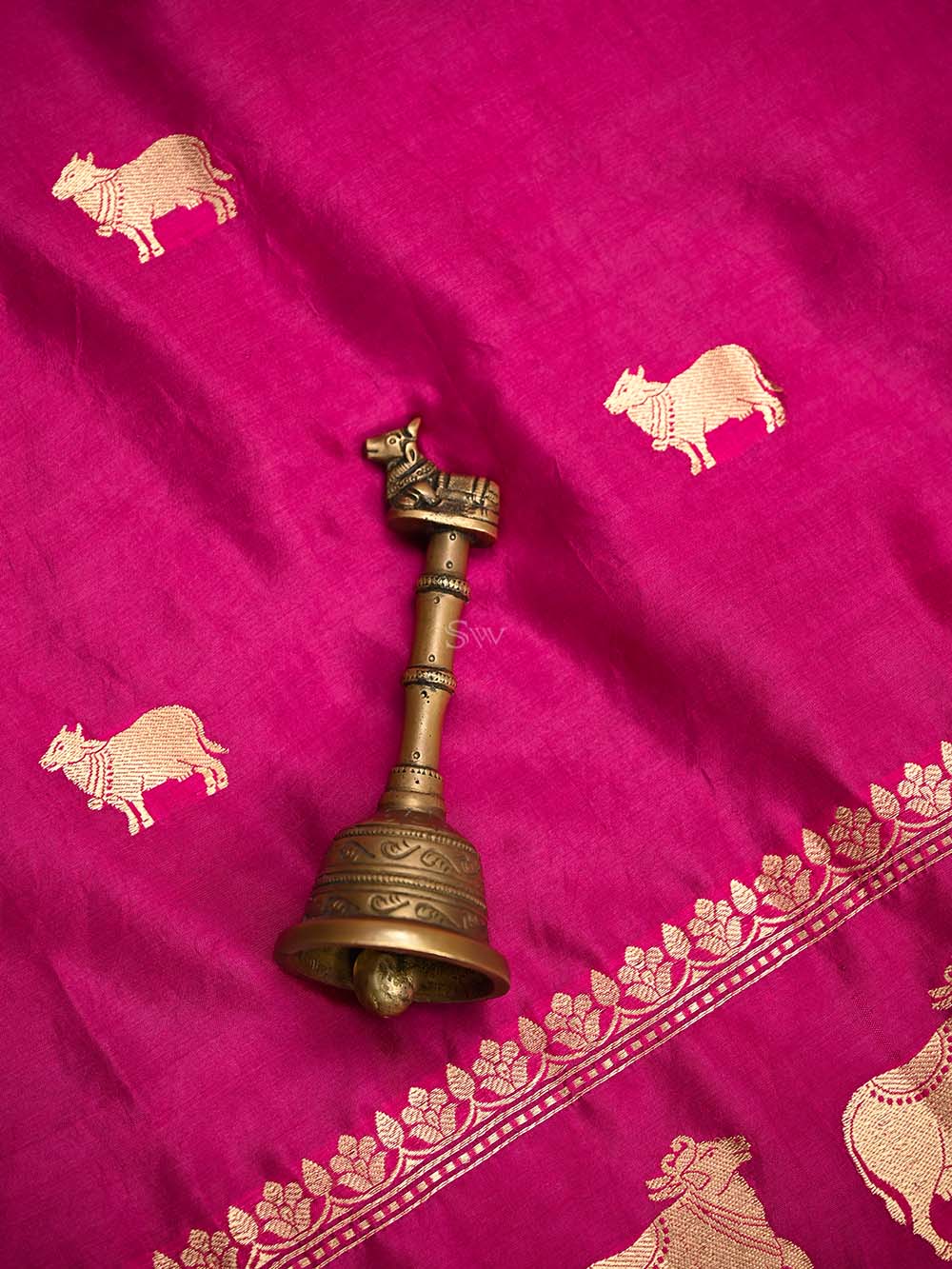 Dark Pink Shikargah Katan Silk Handloom Banarasi Dupatta - Sacred Weaves