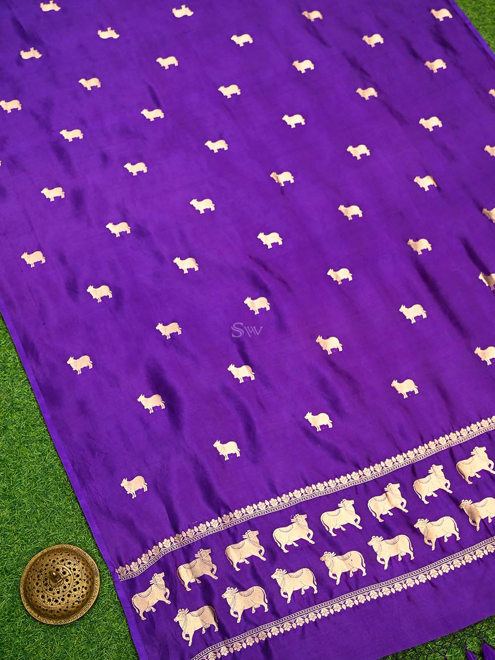 Purple Shikargah Katan Silk Handloom Banarasi Dupatta - Sacred Weaves