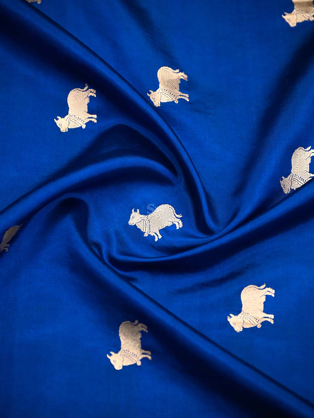 Blue Shikargah Katan Silk Handloom Banarasi Dupatta - Sacred Weaves