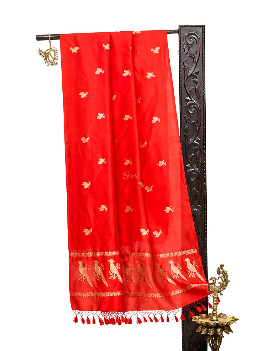 Red Shikargah Katan Silk Handloom Banarasi Dupatta - Sacred Weaves