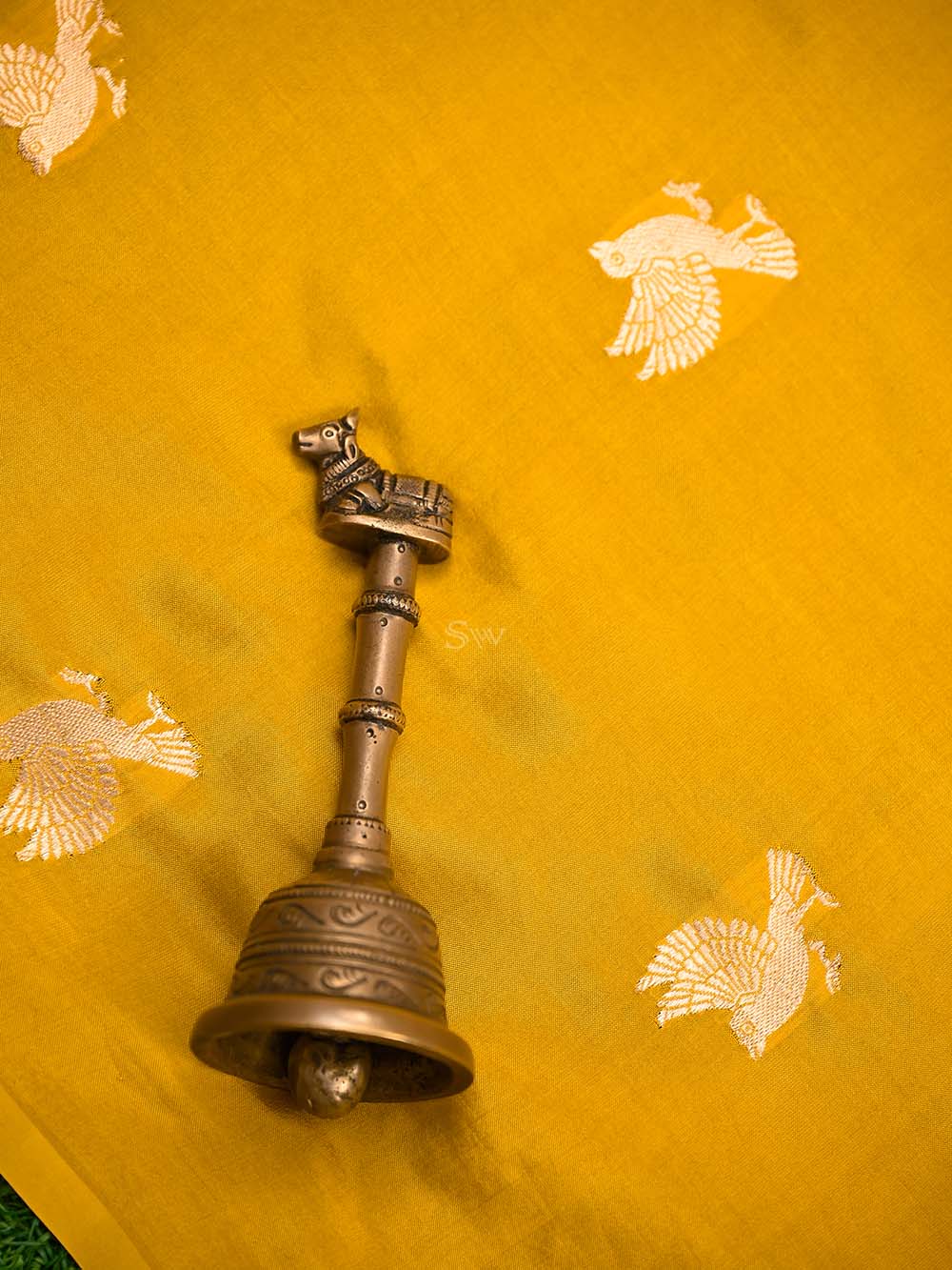 Yellow Shikargah Katan Silk Handloom Banarasi Dupatta - Sacred Weaves