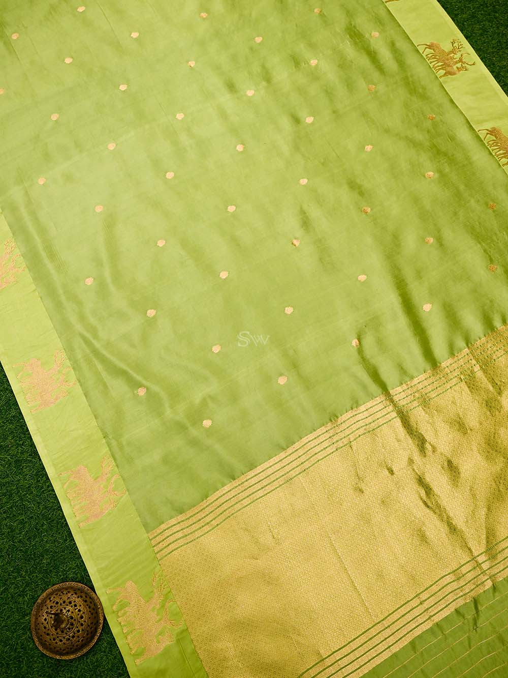 Parrot Green Booti Pure Silk Handloom Banarasi Saree - Sacred Weaves