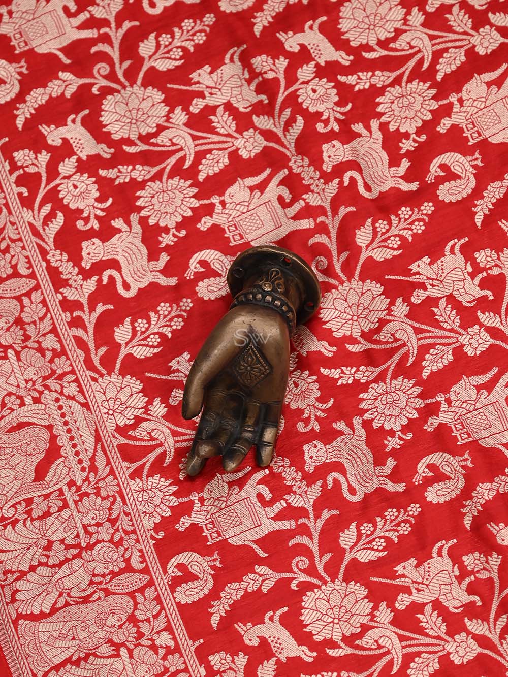 Red Shikargah Jaal Katan Silk Handloom Banarasi Dupatta - Sacred Weaves