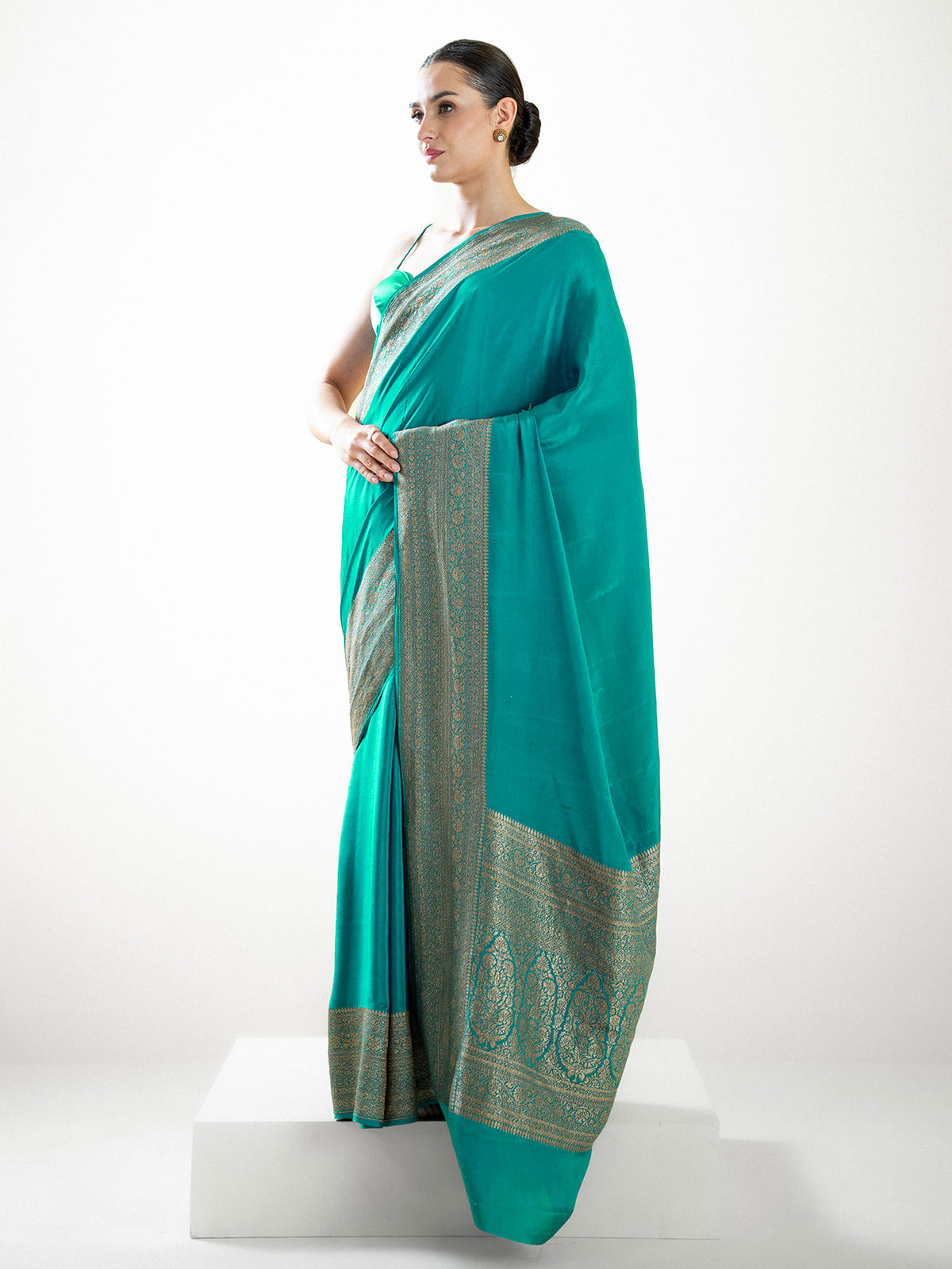 Teal Green Plain Crepe Silk Handloom Banarasi Saree - Sacred Weaves