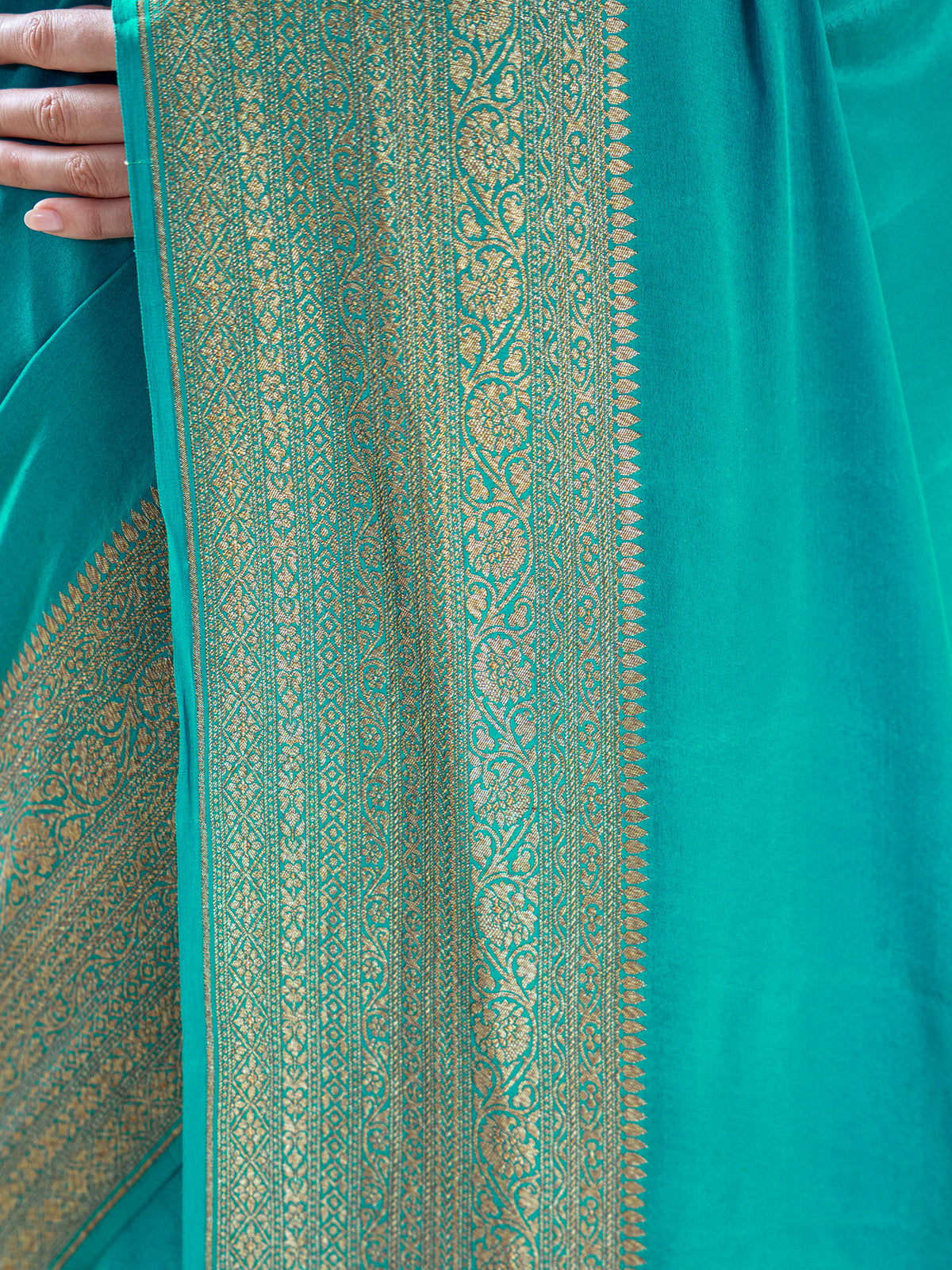 Teal Green Plain Crepe Silk Handloom Banarasi Saree - Sacred Weaves