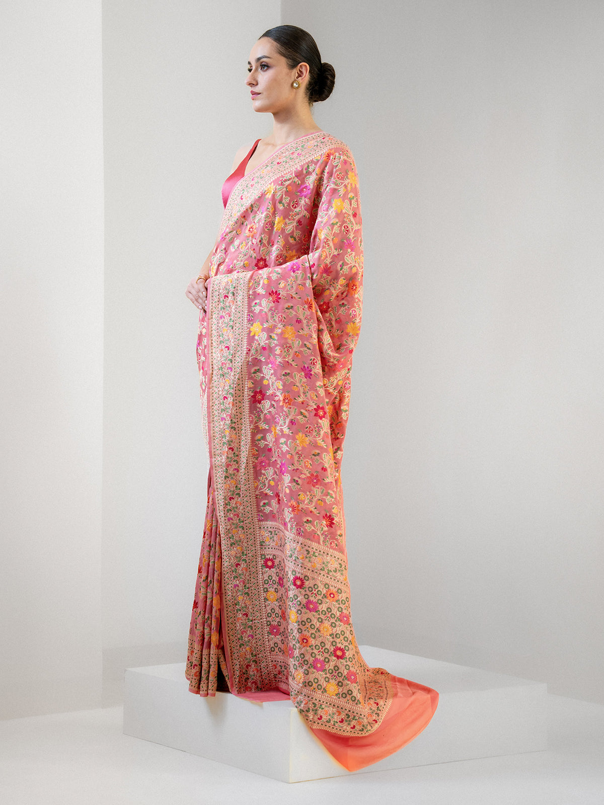 Pastel Peach Meenakari Jaal Khaddi Georgette Handloom Banarasi Saree - Sacred Weaves