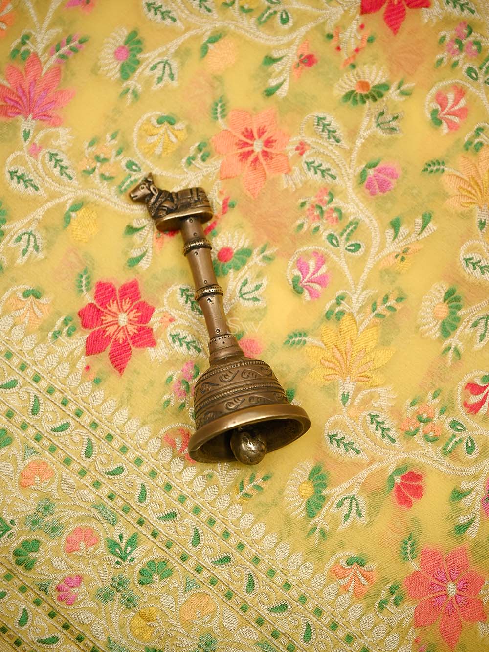 Yellow Meenakari Jaal Khaddi Georgette Handloom Banarasi Saree - Sacred Weaves