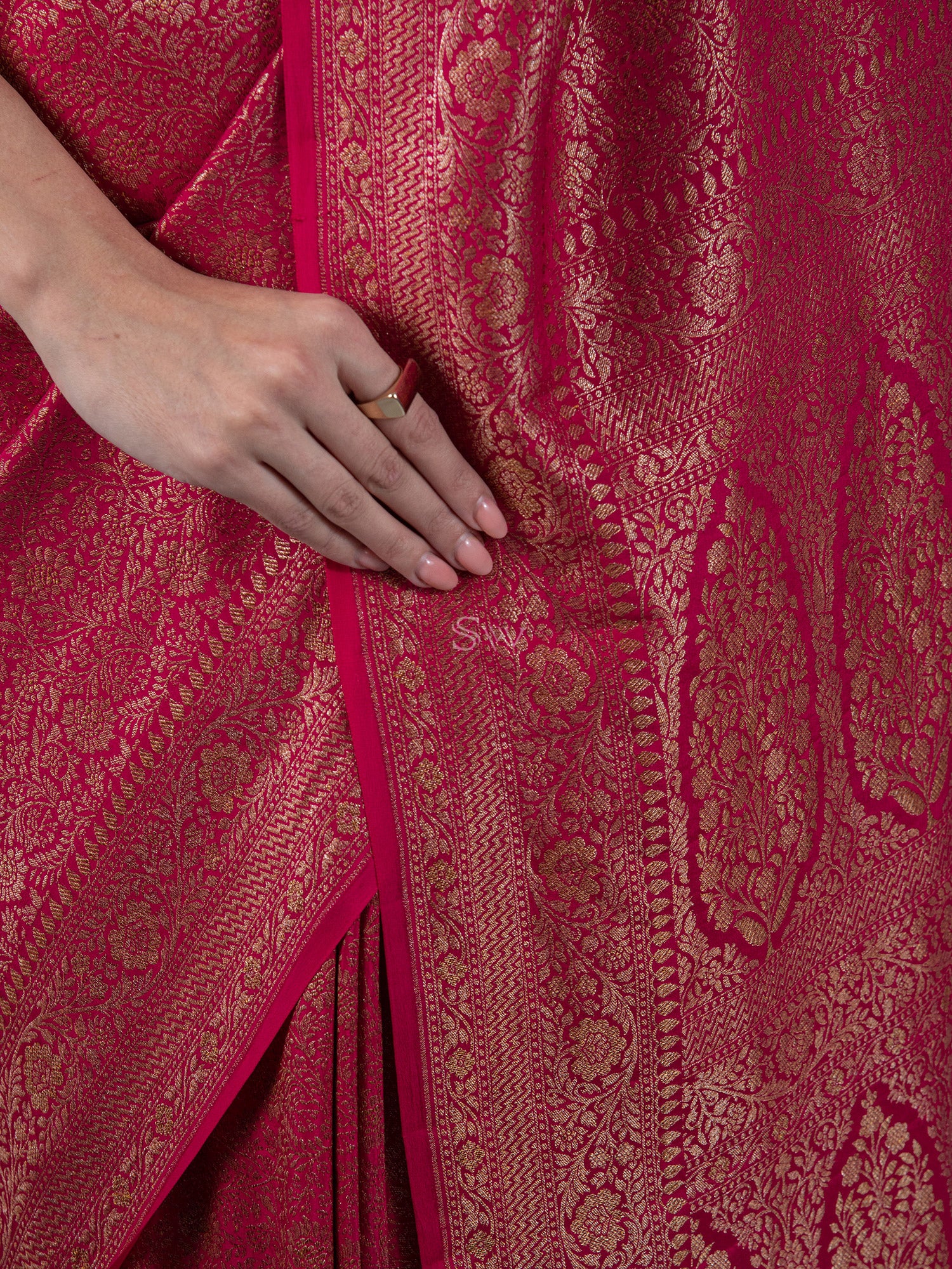 Dark Pink Jaal Crepe Silk Handloom Banarasi Saree - Sacred Weaves