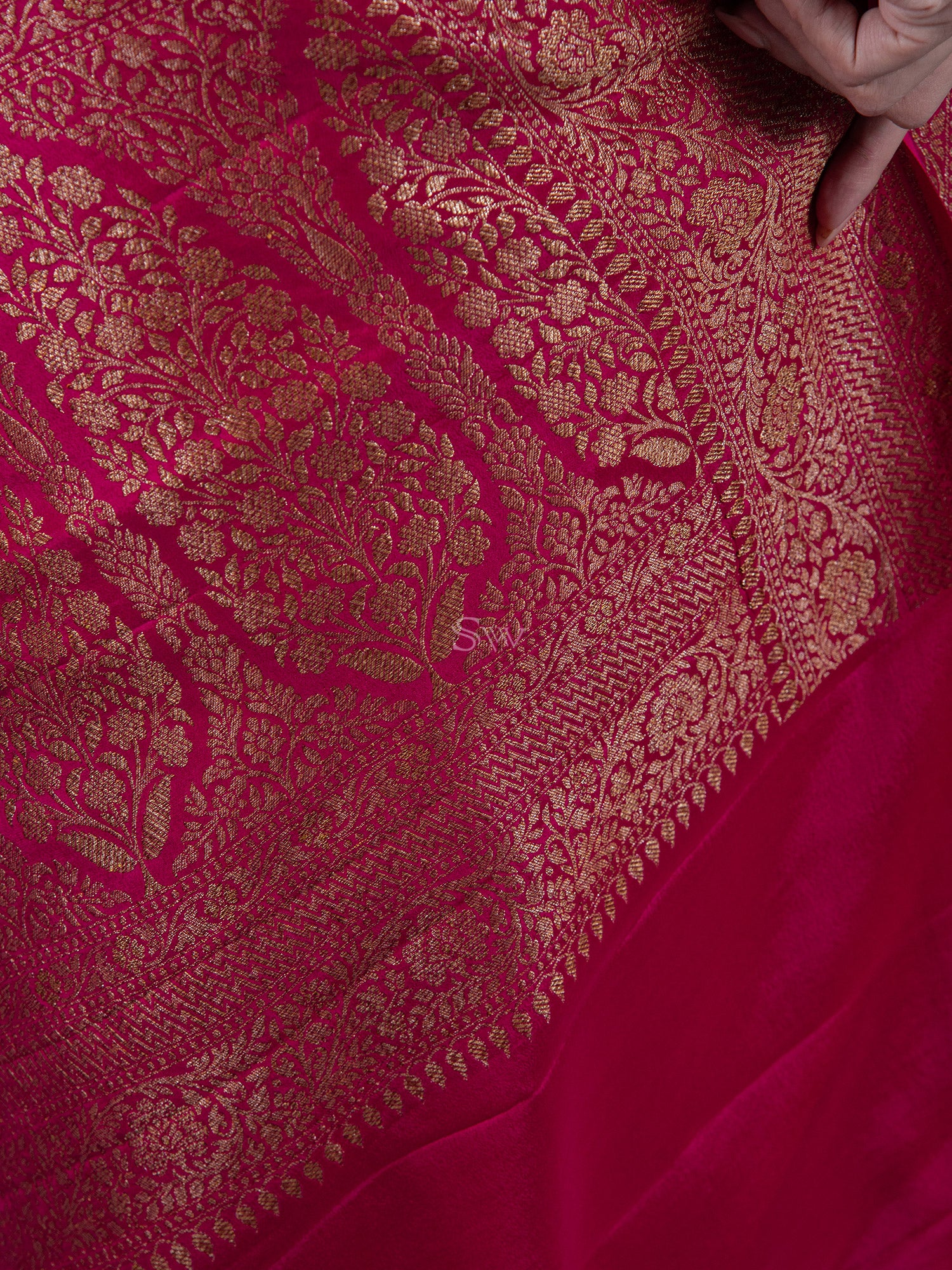Dark Pink Jaal Crepe Silk Handloom Banarasi Saree - Sacred Weaves