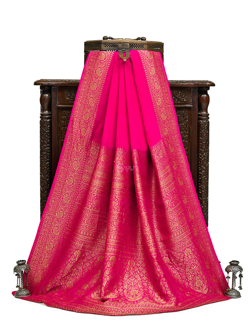 Dark Pink Plain Crepe Silk Handloom Banarasi Saree - Sacred Weaves