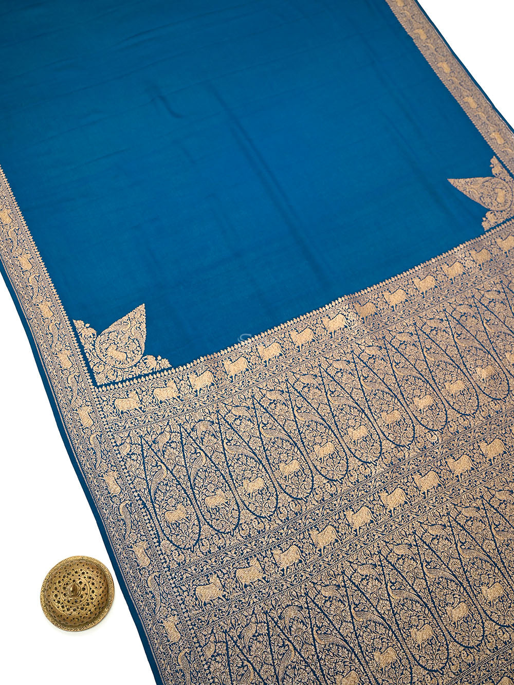 Midnight Blue Plain Crepe Silk Handloom Banarasi Saree - Sacred Weaves