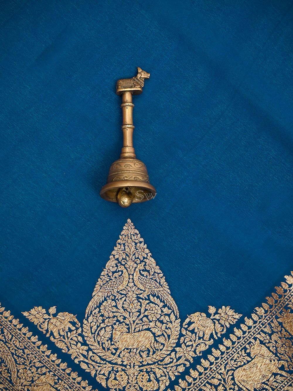 Midnight Blue Plain Crepe Silk Handloom Banarasi Saree - Sacred Weaves