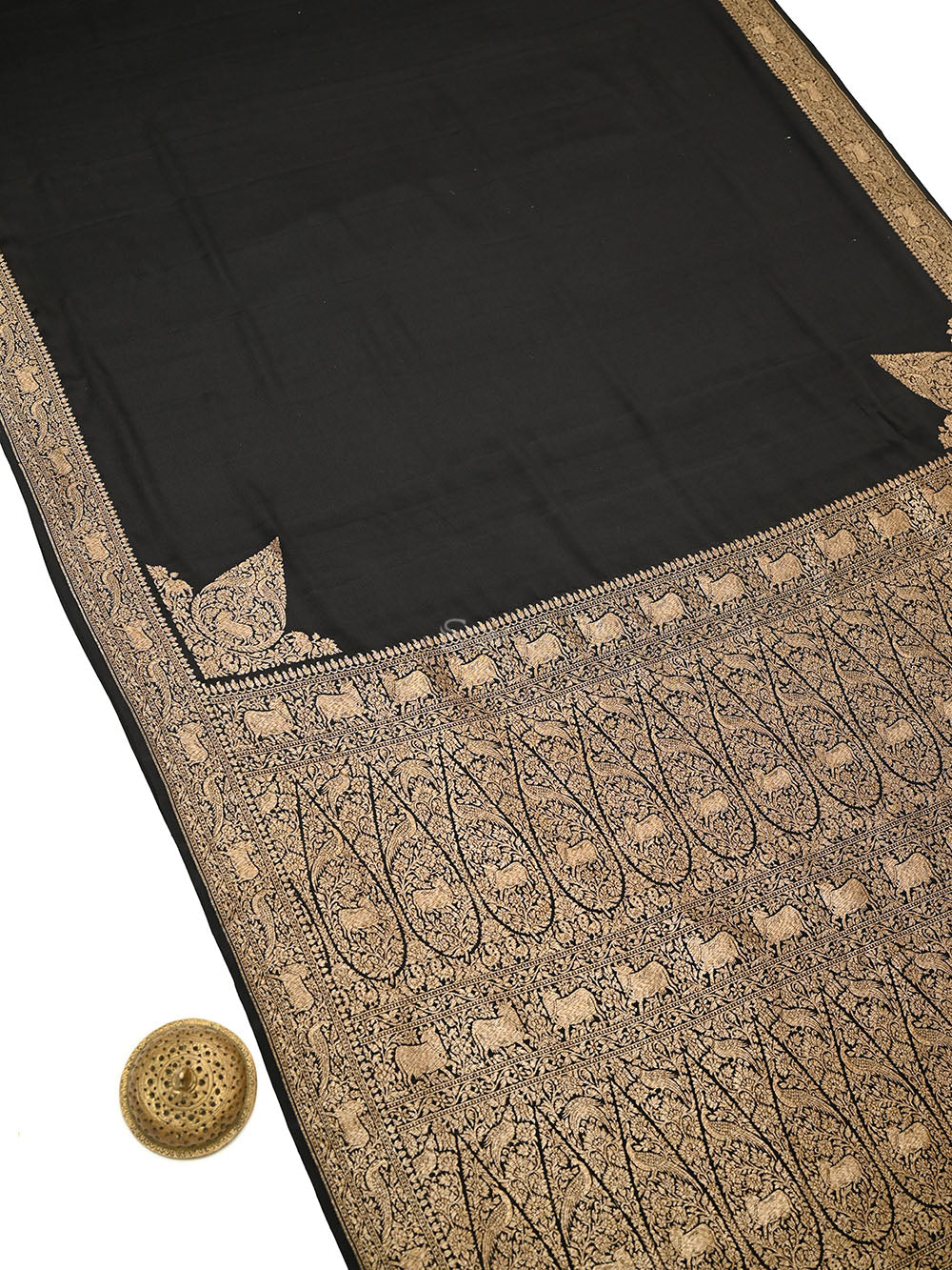 Black Plain Crepe Silk Handloom Banarasi Saree - Sacred Weaves