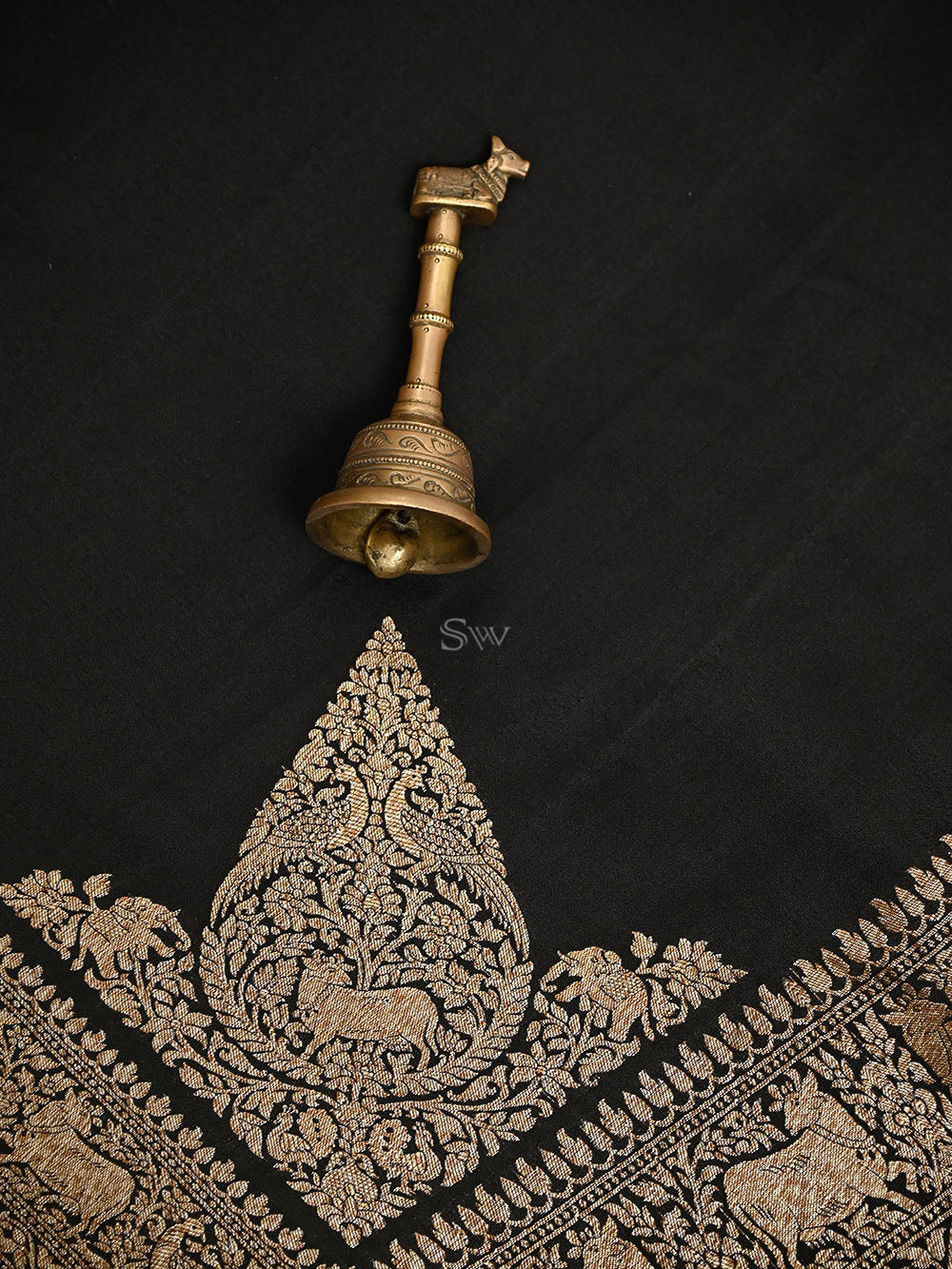 Black Plain Crepe Silk Handloom Banarasi Saree - Sacred Weaves