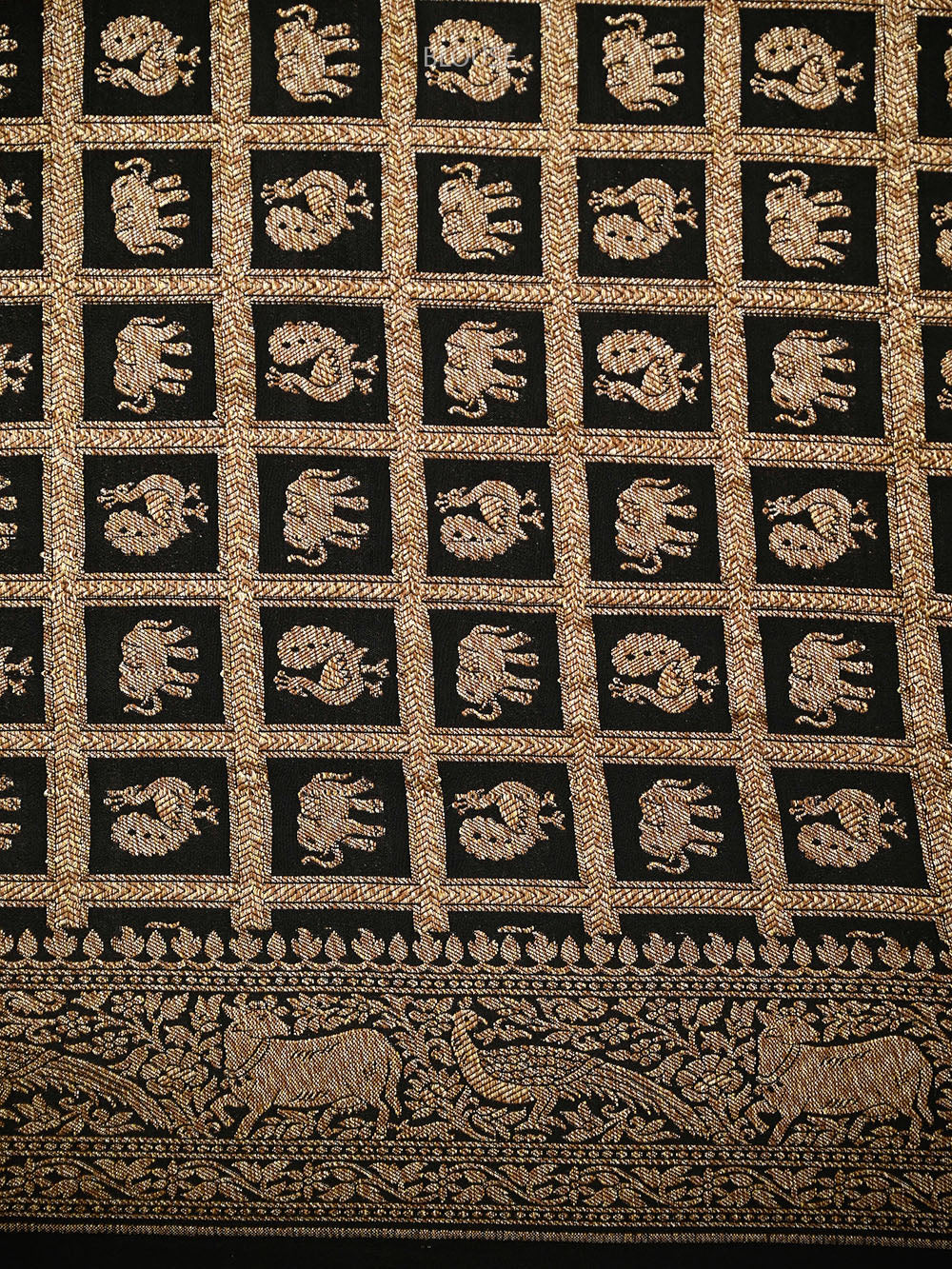 Black Plain Crepe Silk Handloom Banarasi Saree - Sacred Weaves