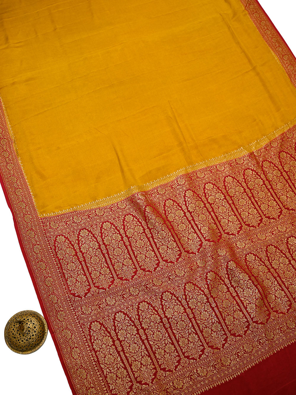 Mustard Red Plain Crepe Silk Handloom Banarasi Saree - Sacred Weaves