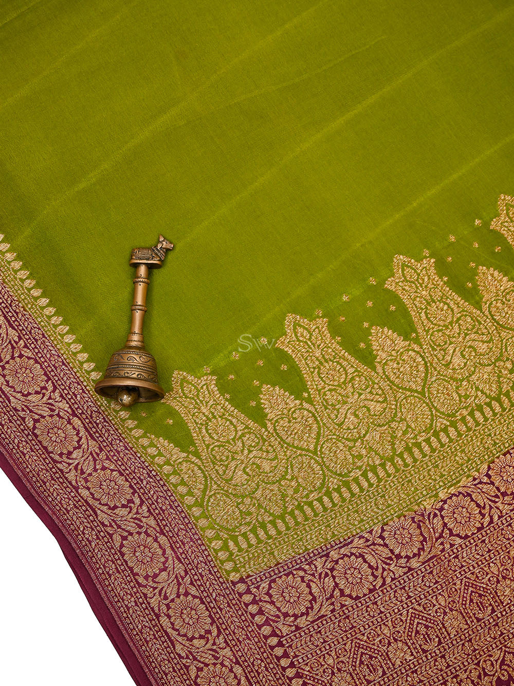 Olive Green Plain Crepe Silk Handloom Banarasi Saree - Sacred Weaves