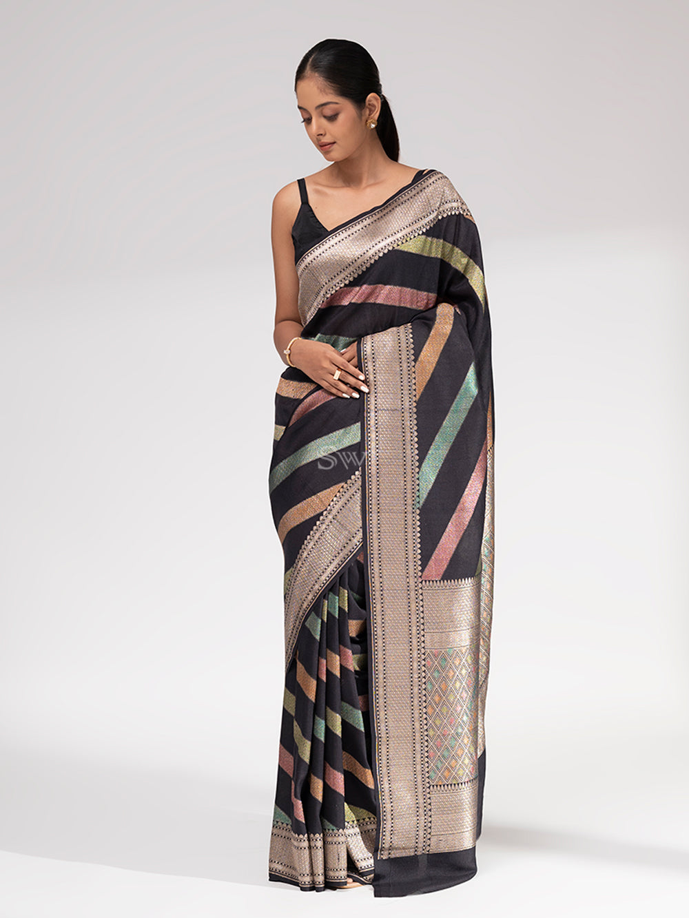 Black Rangkat Tussar Georgette Handloom Banarasi Saree - Sacred Weaves