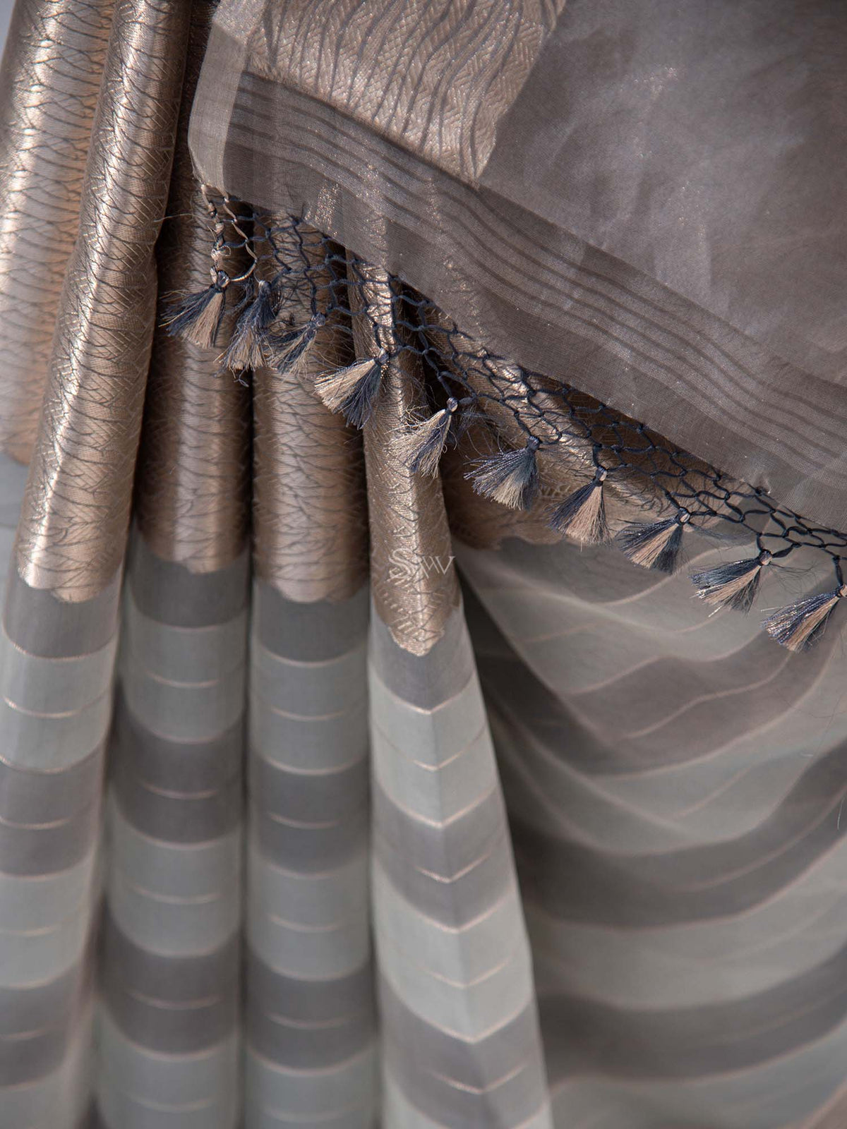 Grey Tissue Rangkat Handloom Banarasi Saree - Sacred Weaves