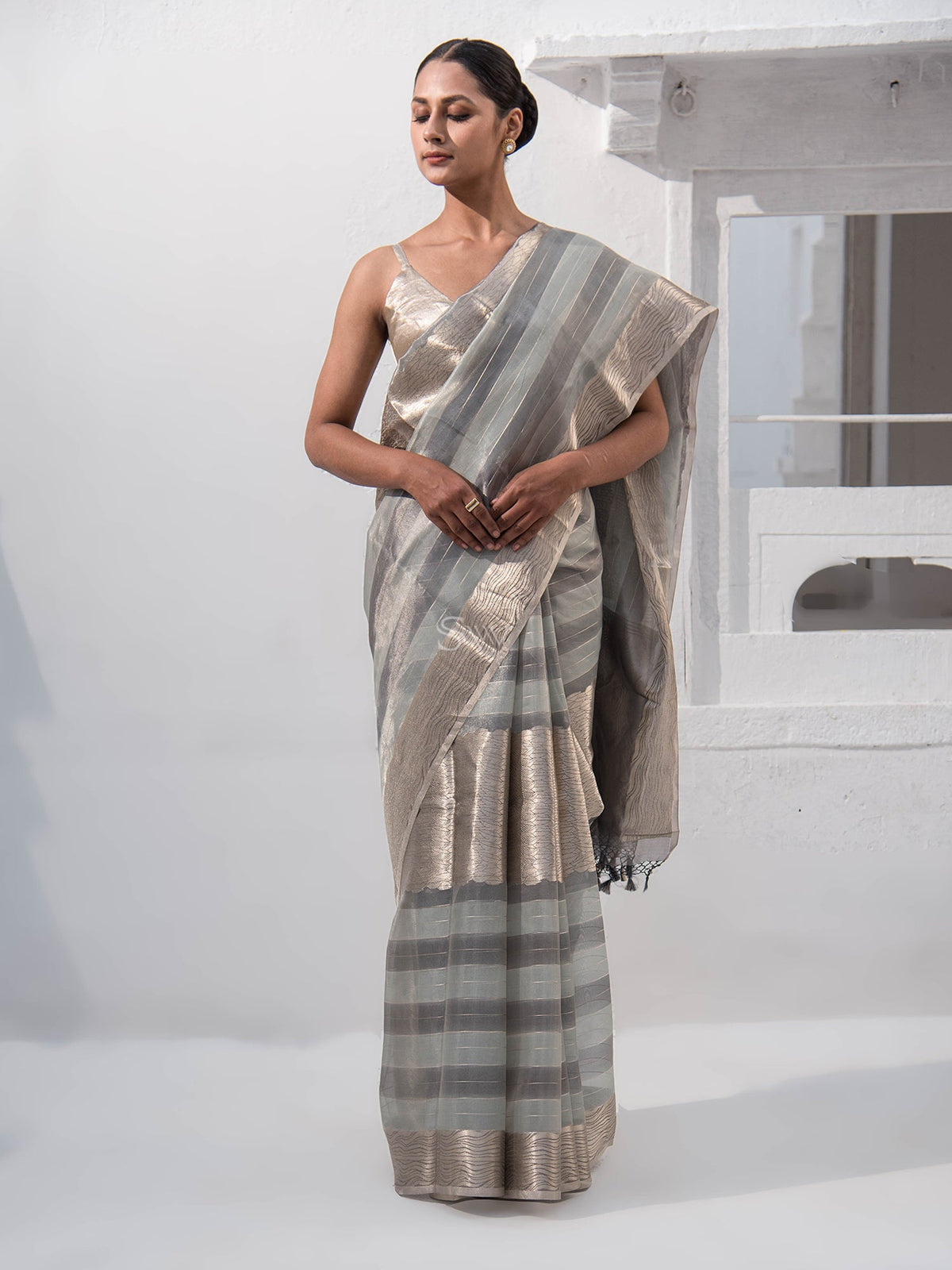 Grey Tissue Rangkat Handloom Banarasi Saree - Sacred Weaves