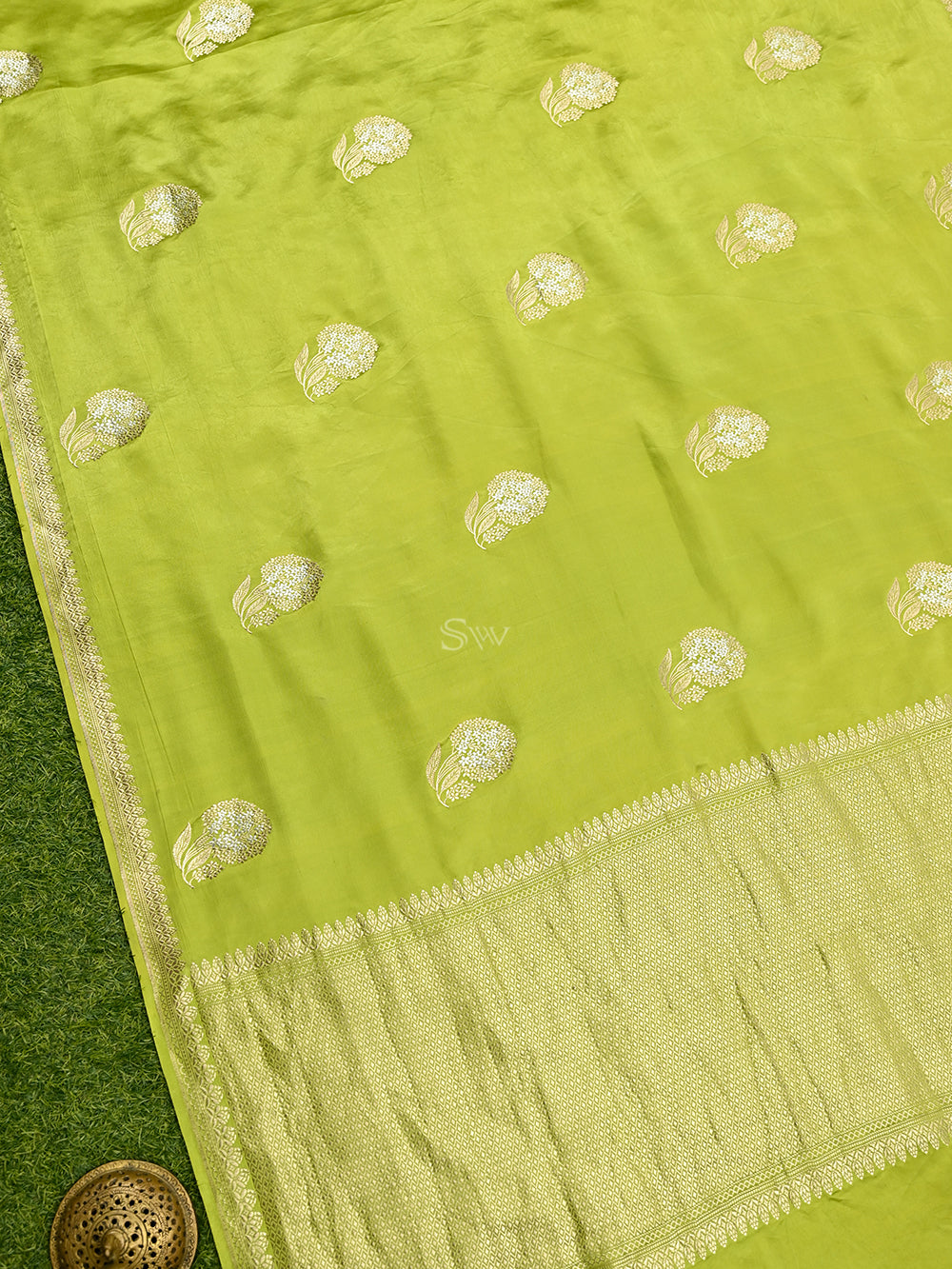Parrot Green Boota Satin Silk Handloom Banarasi Saree