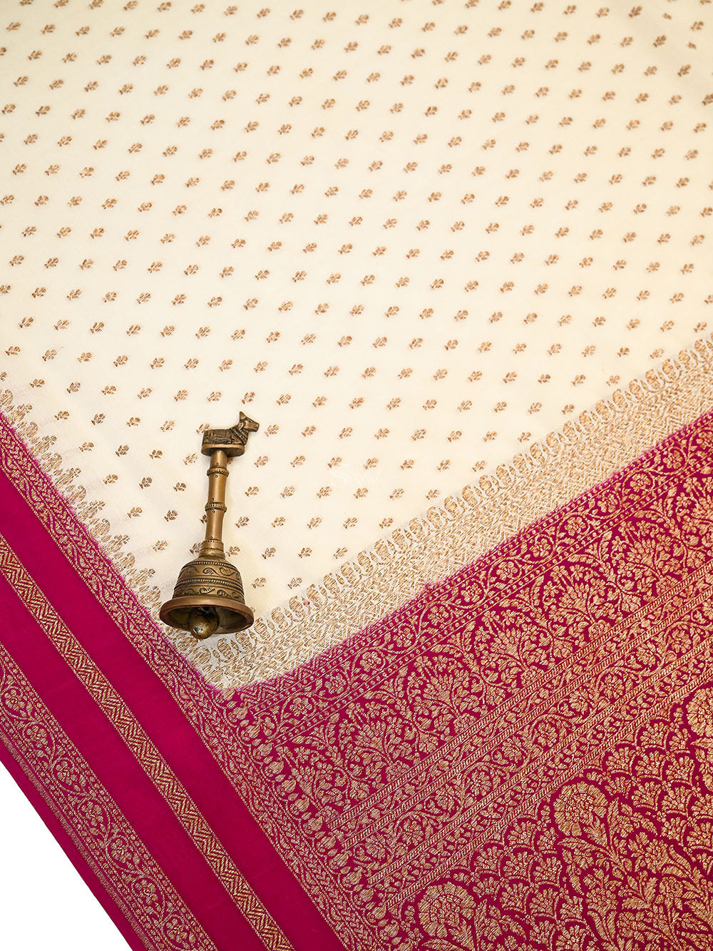 Cream Zari Booti Crepe Silk Handloom Banarasi Saree - Sacred Weaves