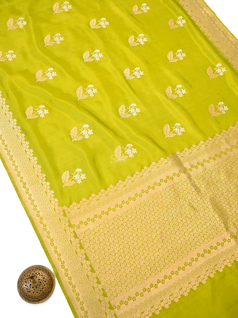 Lime Green Floral Boota Pure Silk Handloom Banarasi Saree - Sacred Weaves