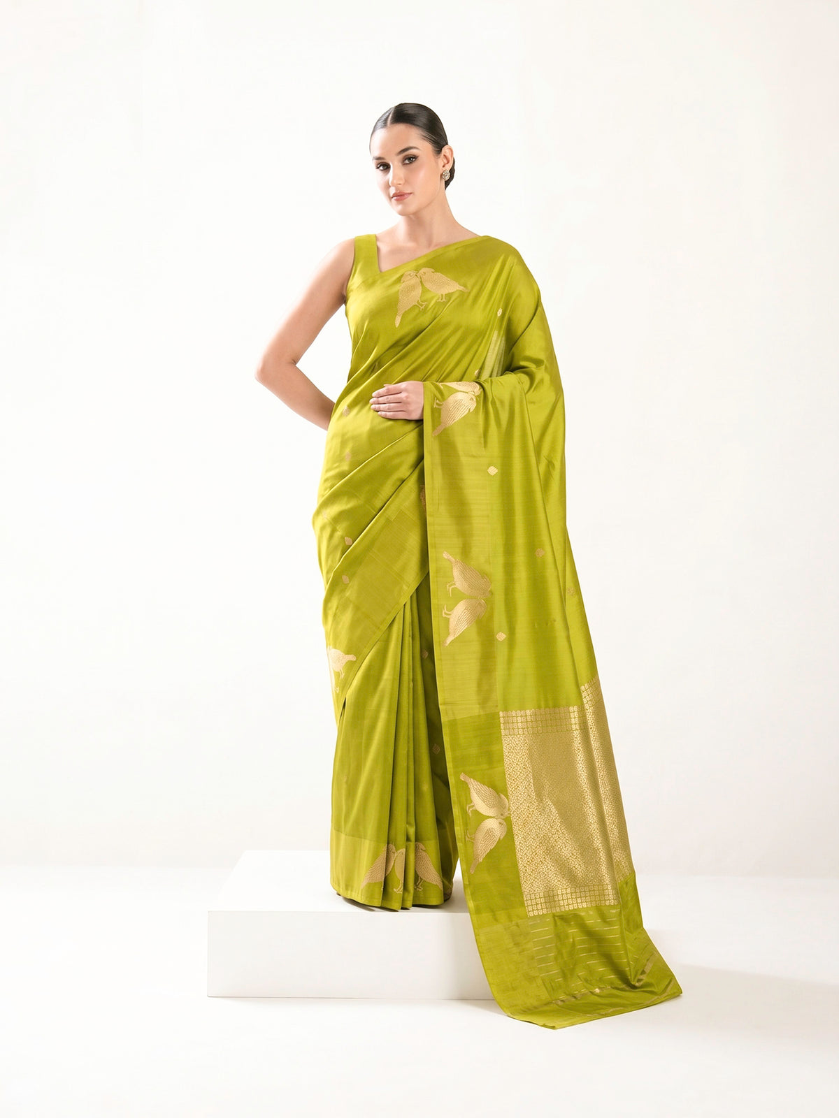 Lime Green Booti Pure Silk Handloom Banarasi Saree - Sacred Weaves