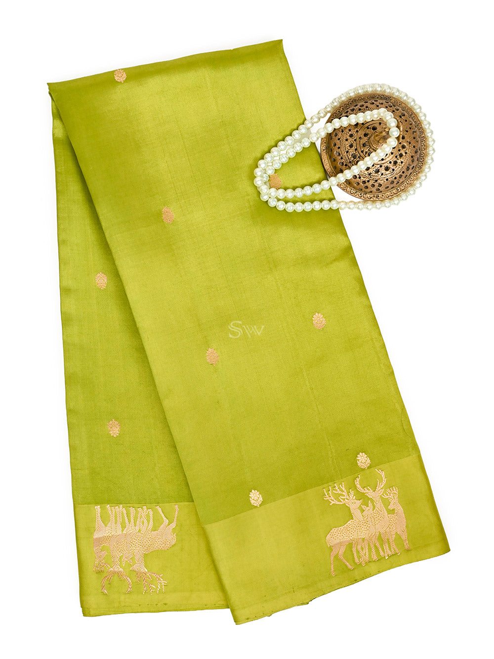 Parrot Green Booti Katan Silk Handloom Banarasi Saree - Sacred Weaves