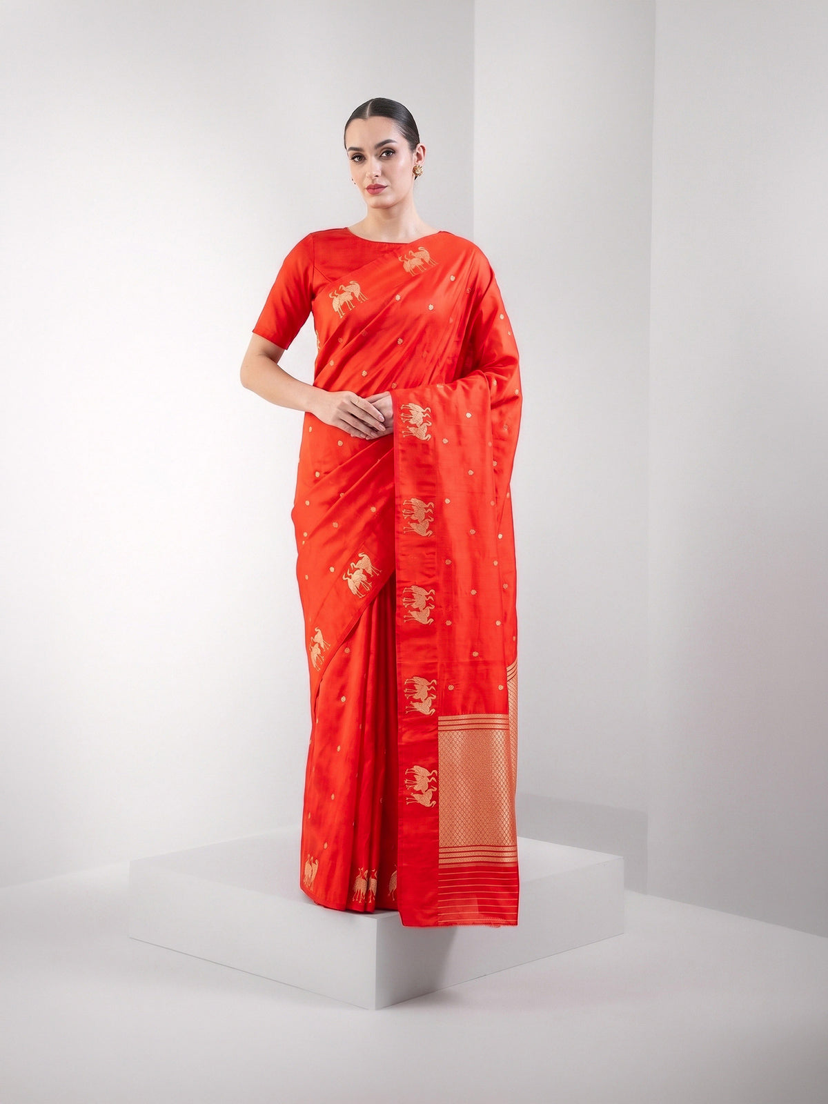 Dark Orange Booti Katan Silk Handloom Banarasi Saree - Sacred Weaves