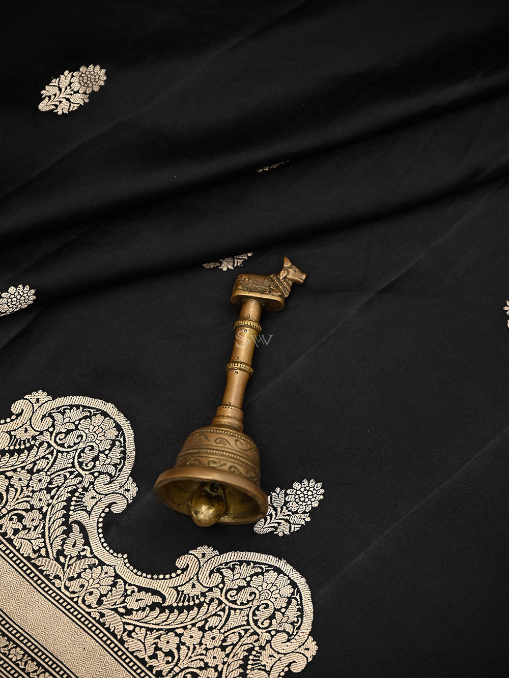 Black Booti Satin Silk Handloom Banarasi Saree - Sacred Weaves